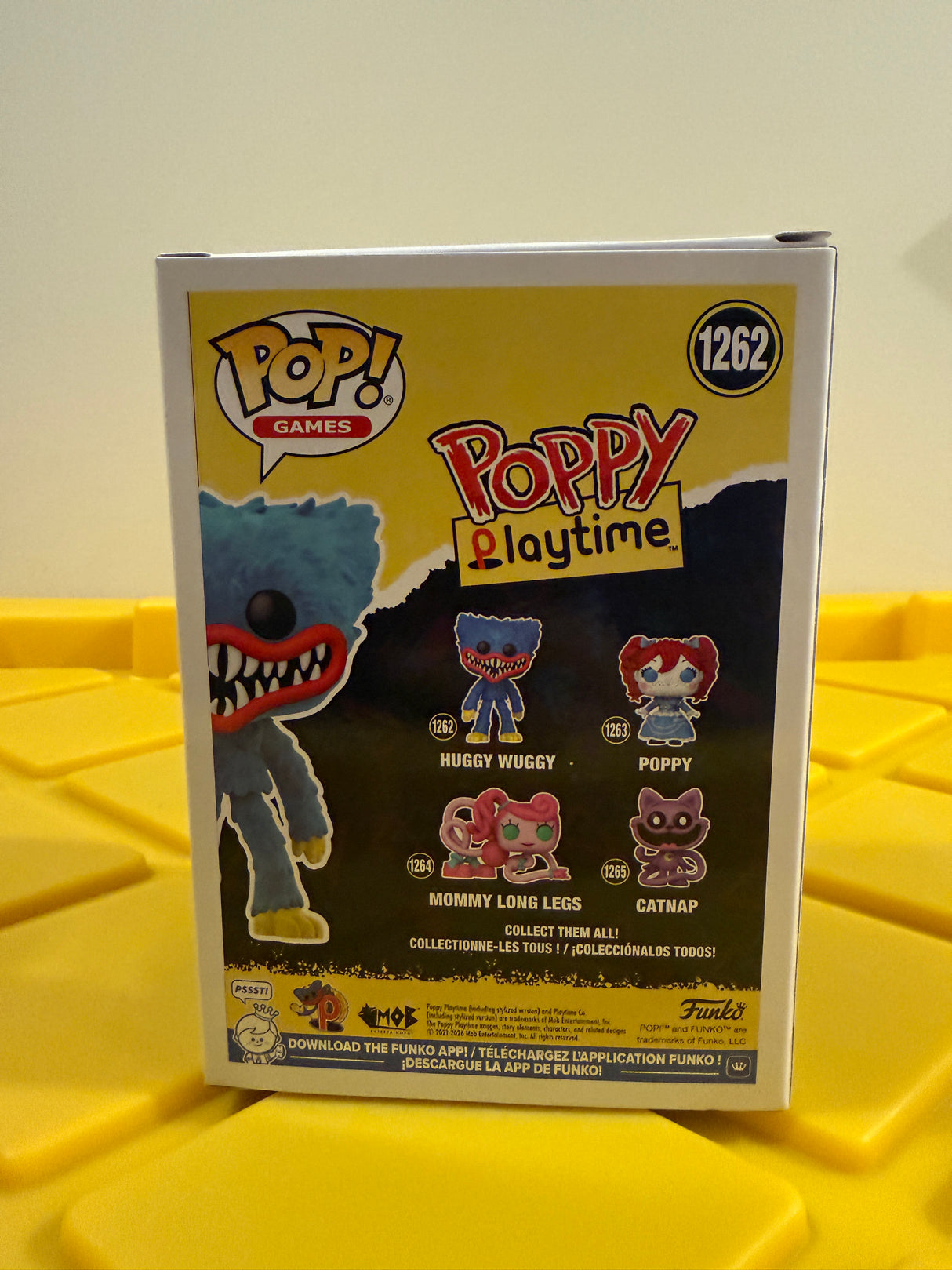 Funko POP! Huggy Wuggy (Flocked) - Limited Edition Hot Topic Exclusive