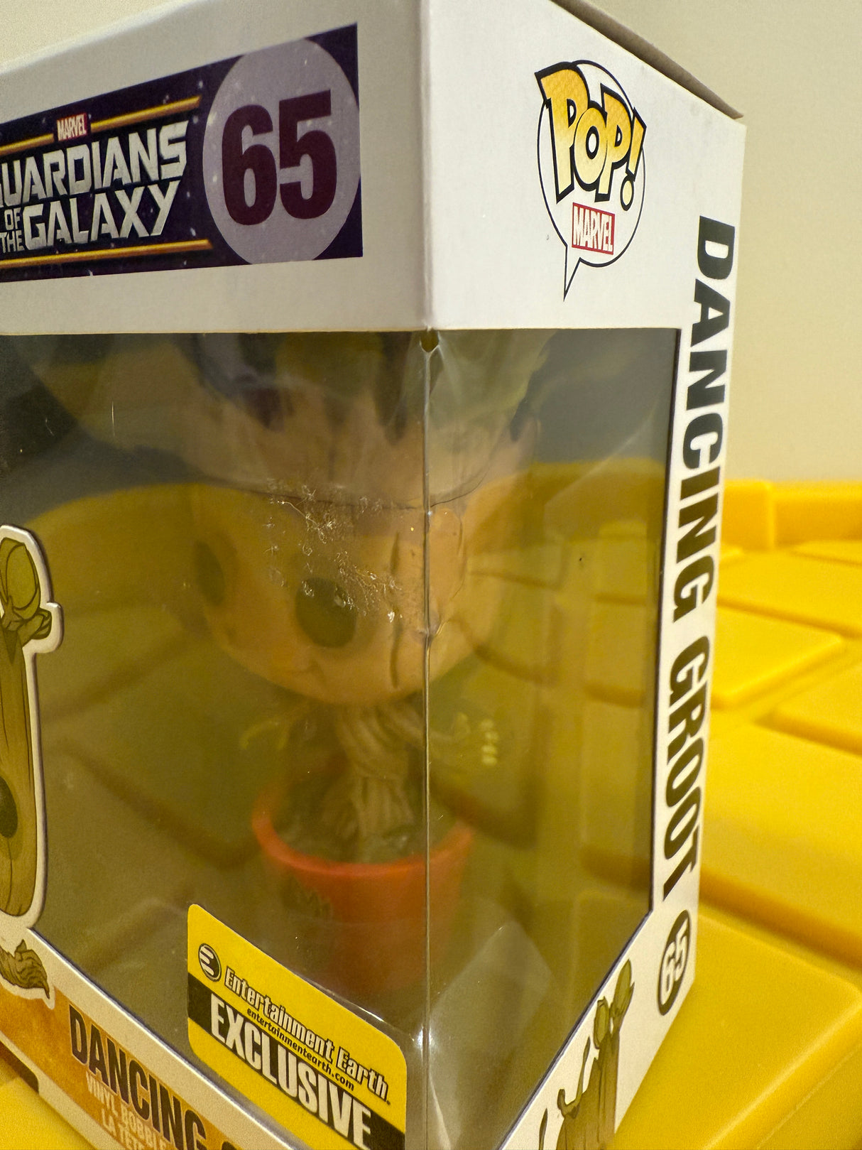 Funko POP! Dancing Groot - Limited Edition Entertainment Earth Exclusive