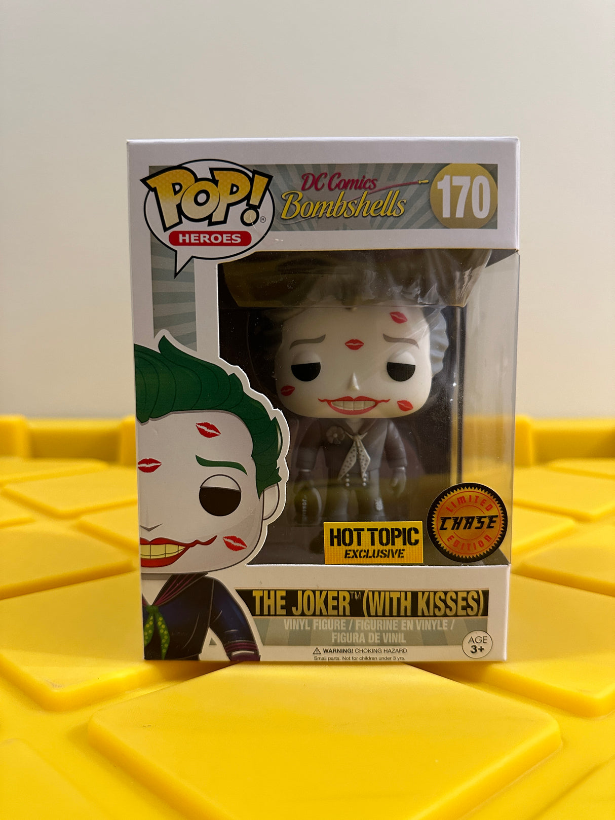 Funko POP! The Joker (with Kisses) - Limited Edition Chase - Limited Edition Hot Topic Exclusive