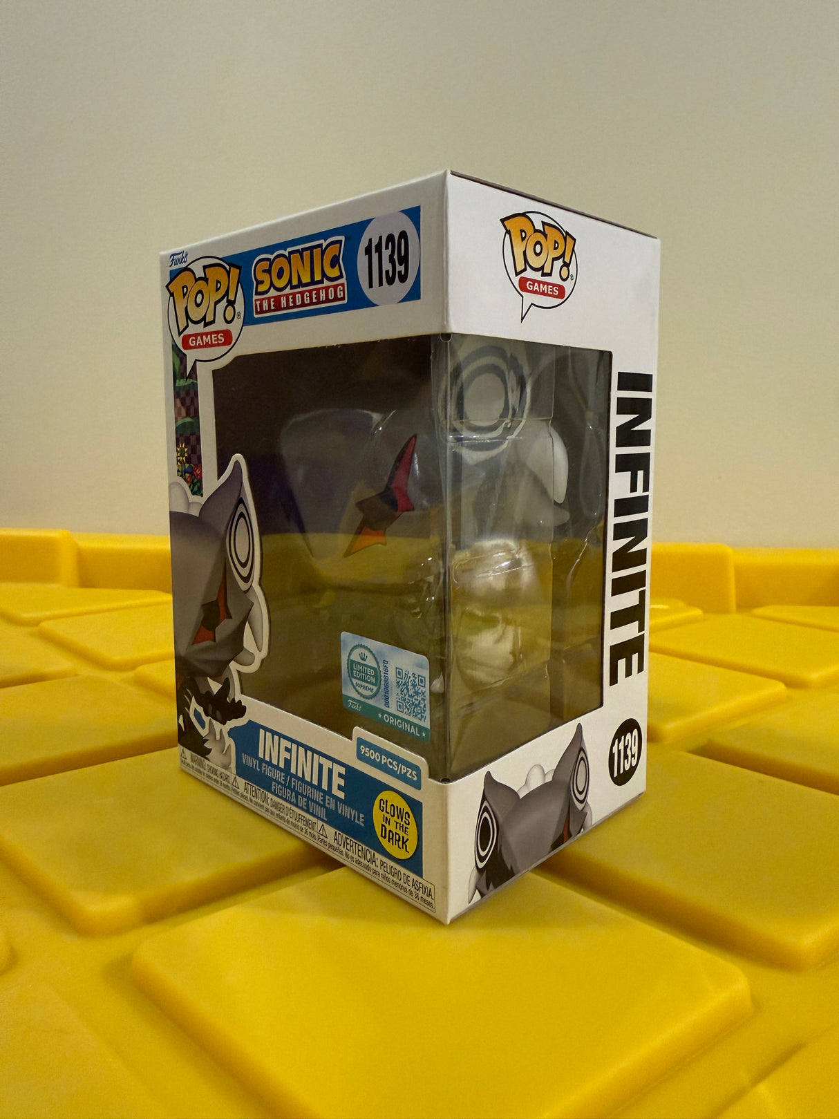 Funko POP! Infinite (Glow) (L.E. 9500) - Limited Edition Supreme