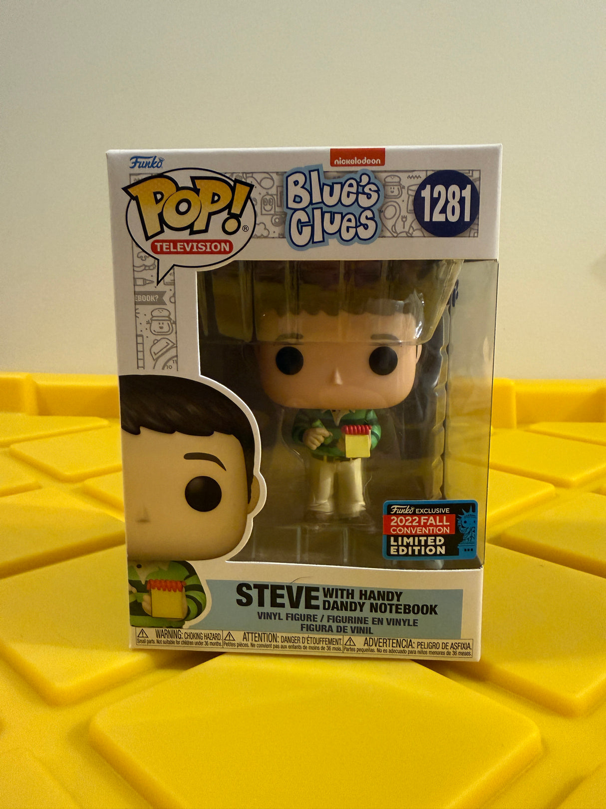 Funko POP! Steve with Handy Dandy Notebook - Limited Edition 2022 NYCC Exclusive