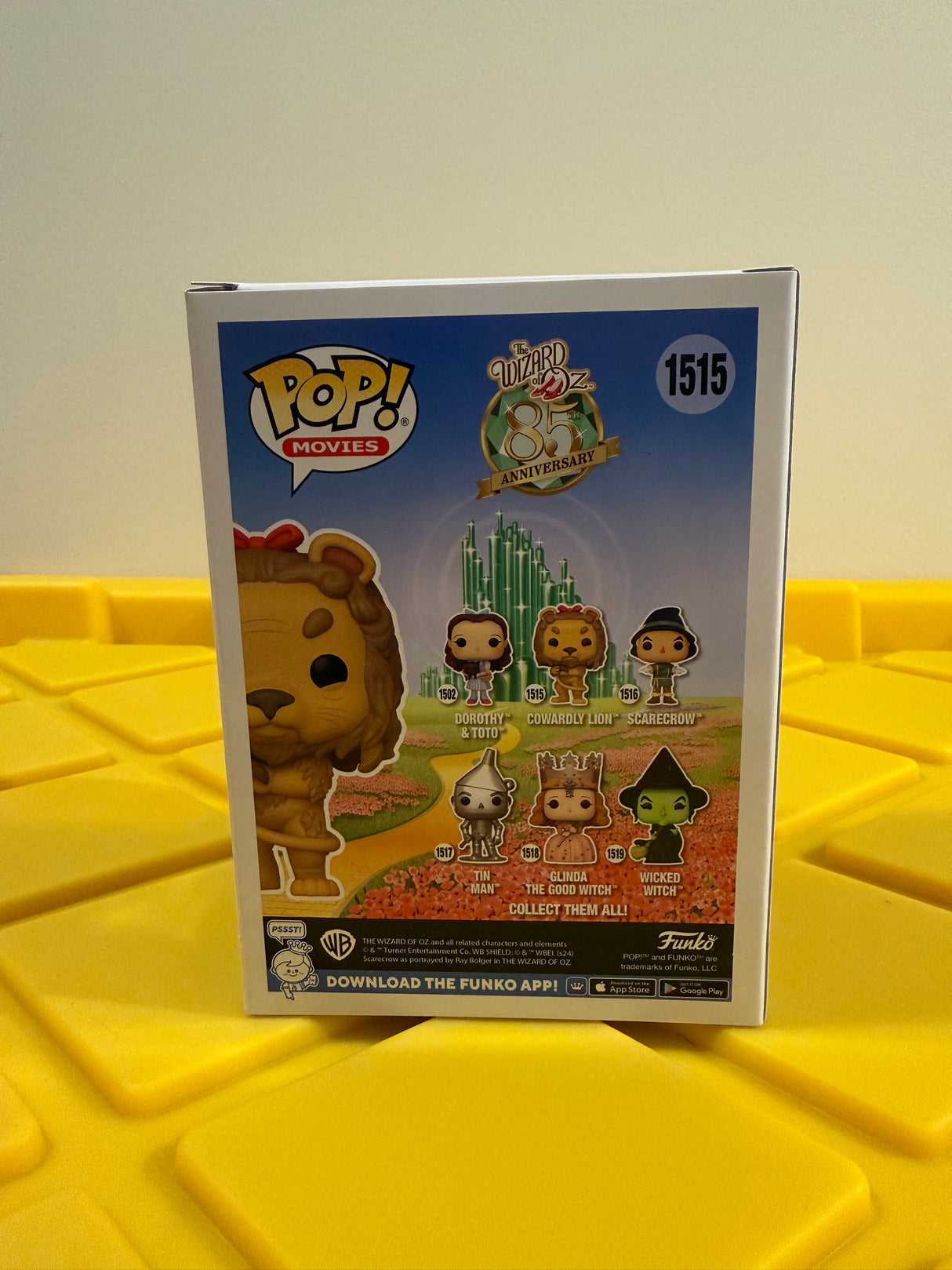 Funko POP! Cowardly Lion (Metallic) - Limited Edition Chase