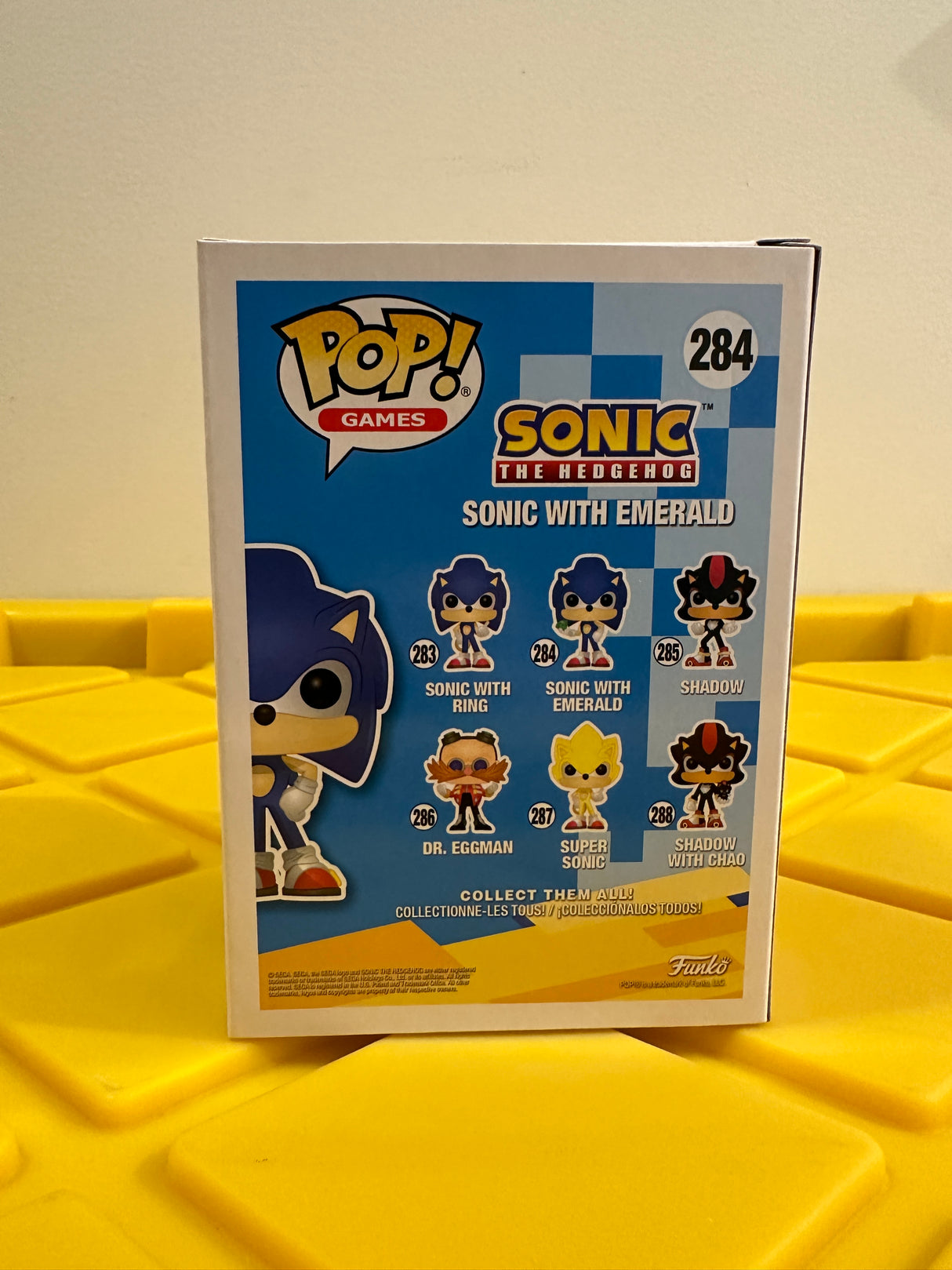 Funko POP! Sonic with Emerald