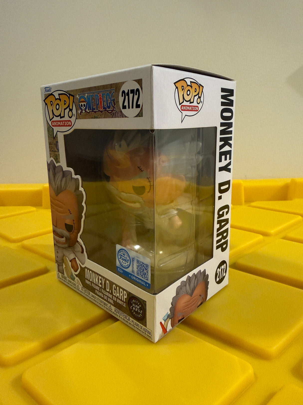 Funko POP! Monkey D. Garp (Glow) - Limited Edition Chase - Limited Edition Chalice Collectibles Exclusive