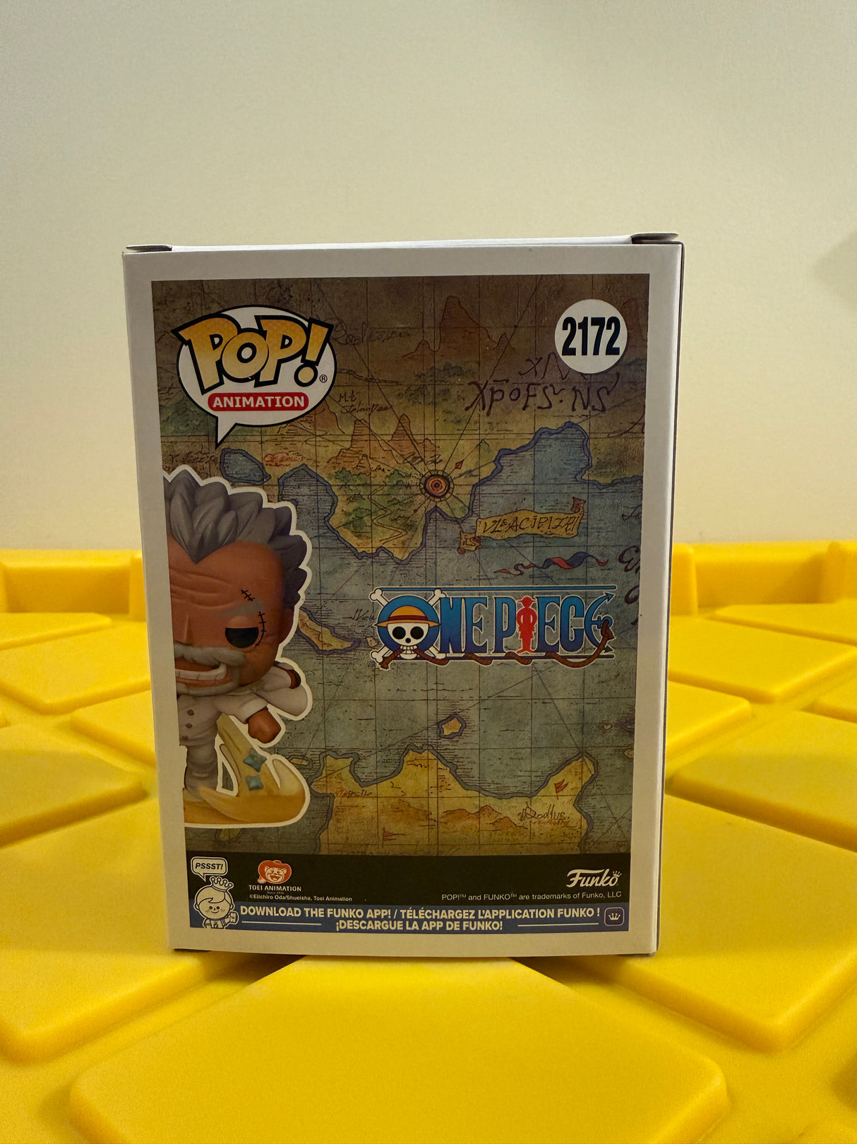 Funko POP! Monkey D. Garp (Glow) - Limited Edition Chase - Limited Edition Chalice Collectibles Exclusive