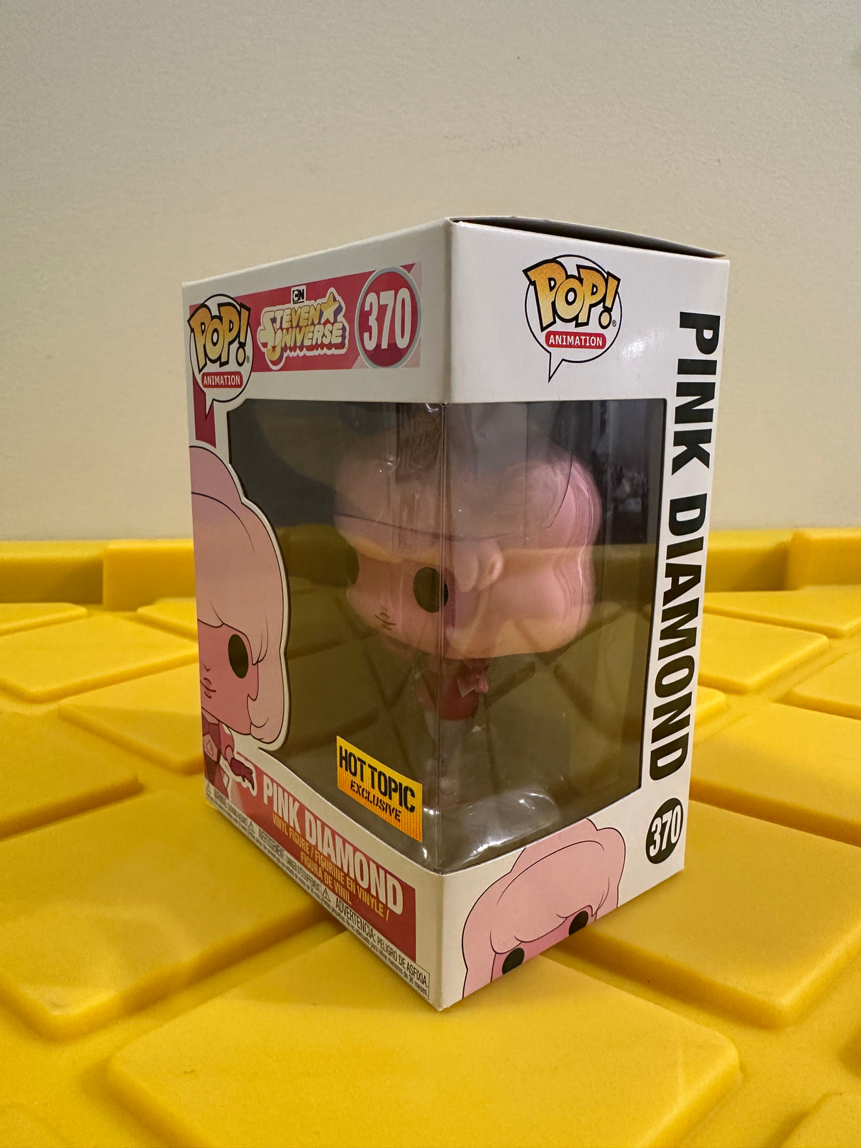 Pink Diamond - Limited Edition Hot Topic Exclusive