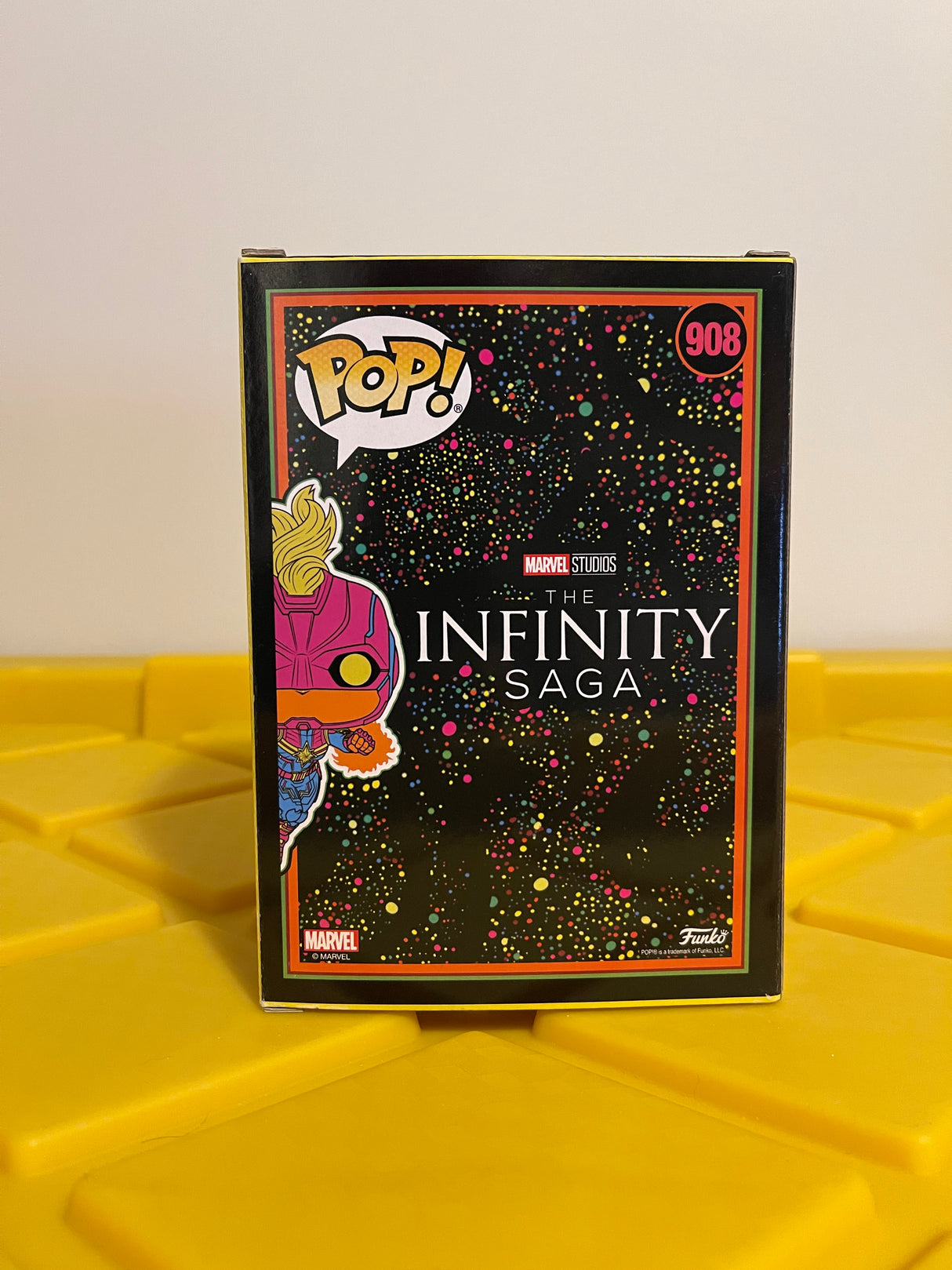 Funko POP! Captain Marvel (Black Light) - Limited Edition Special Edition Exclusive