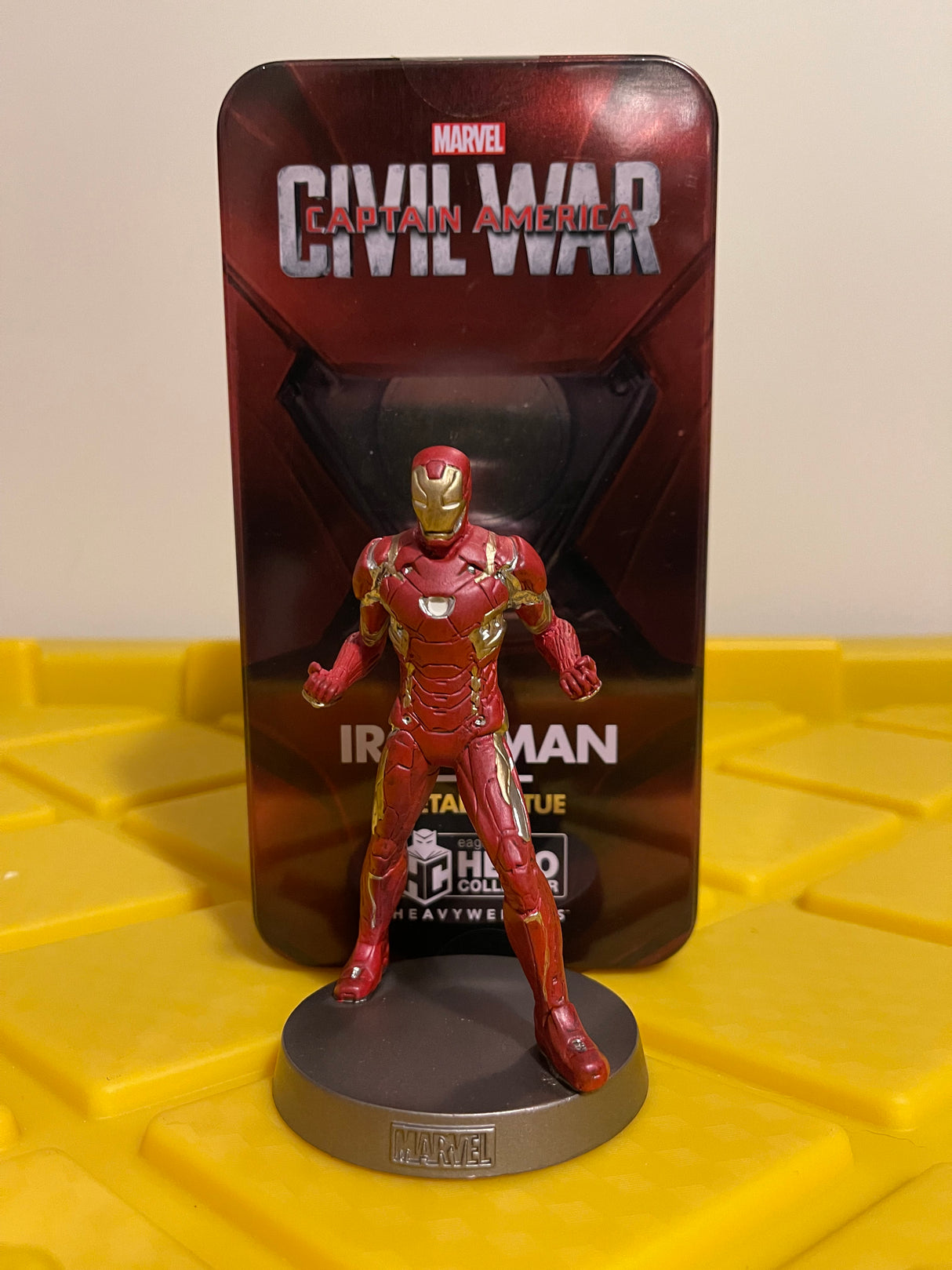 Iron Man - Metal Statue