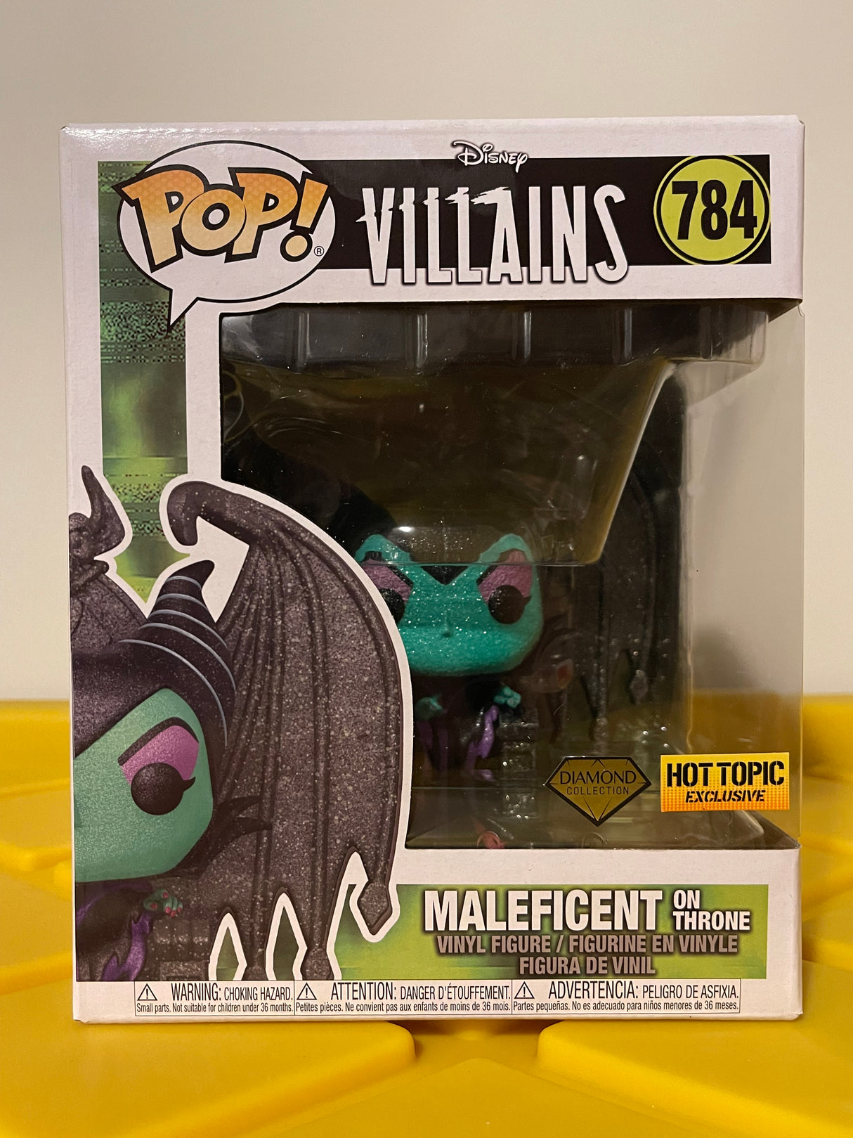 Maleficent On Throne (Diamond) - Limited Edition Hot Topic Exclusive