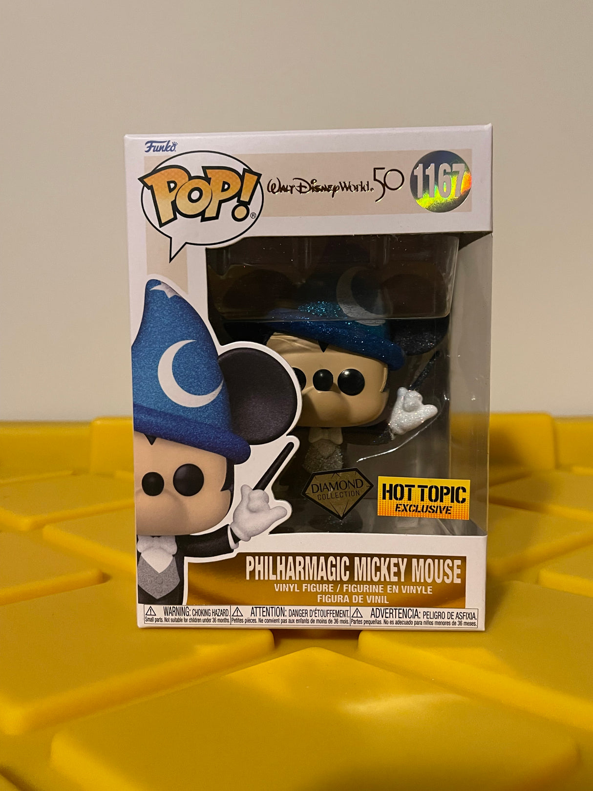 Funko POP! Philharmagic Mickey Mouse (Diamond) - Limited Edition Hot Topic Exclusive