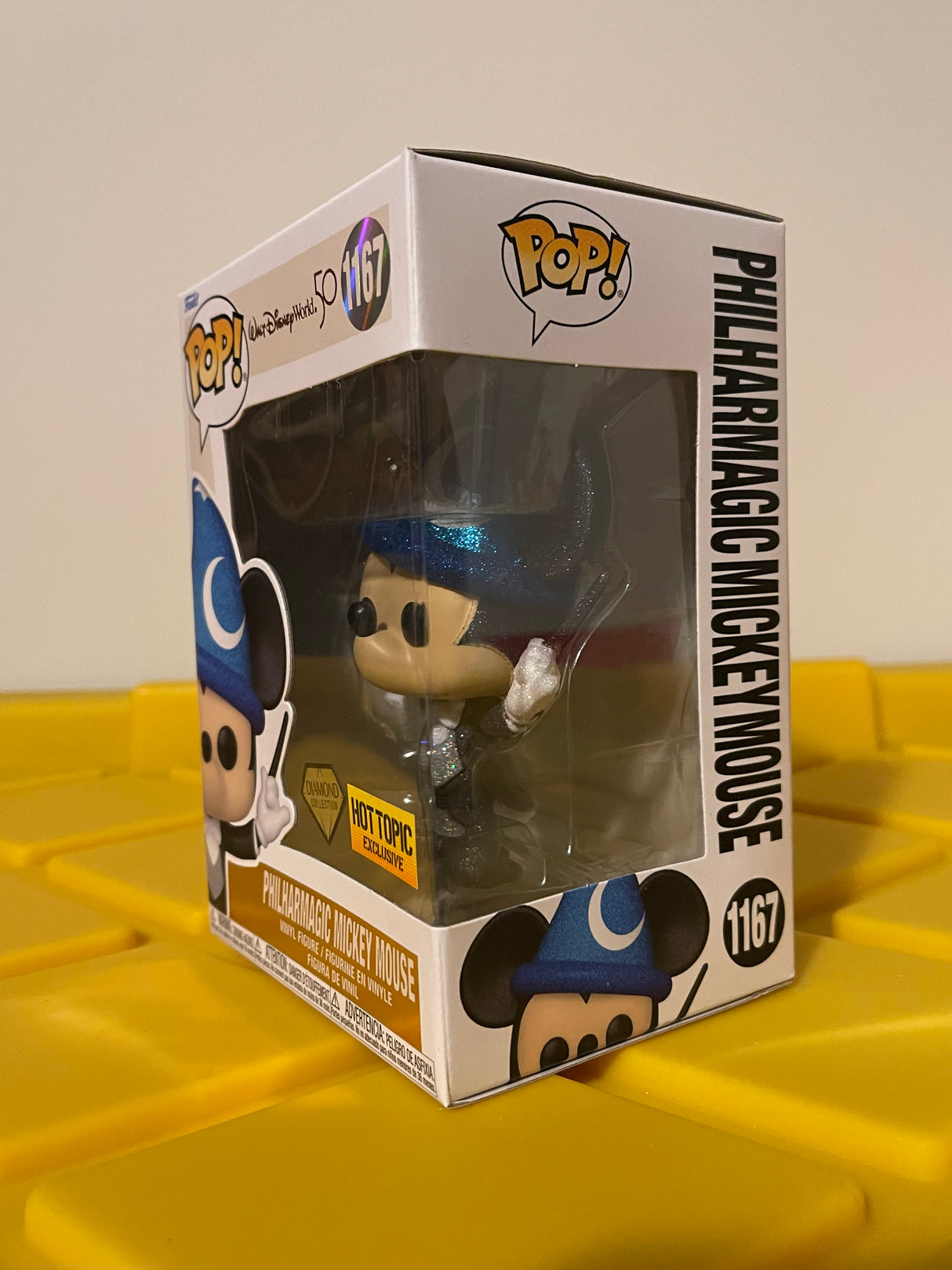 Funko POP! Philharmagic Mickey Mouse (Diamond) - Limited Edition Hot Topic Exclusive