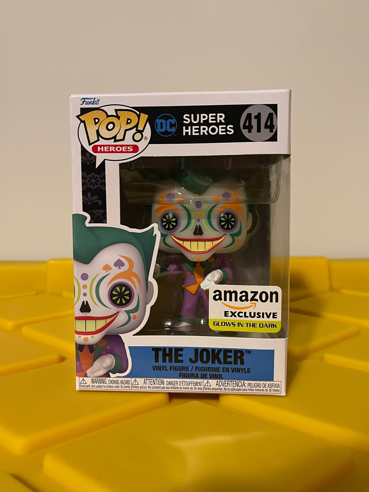 Funko POP! The Joker (Glow) - Limited Edition Amazon Exclusive