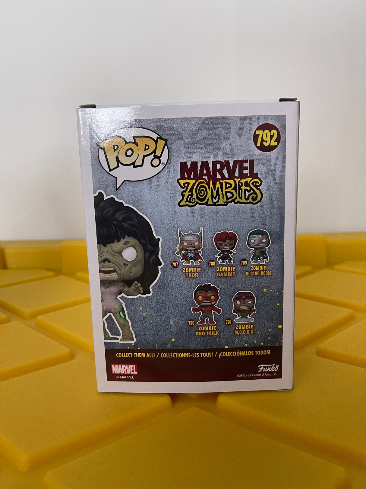 Zombie She-Hulk - Limited Edition Hot Topic Exclusive