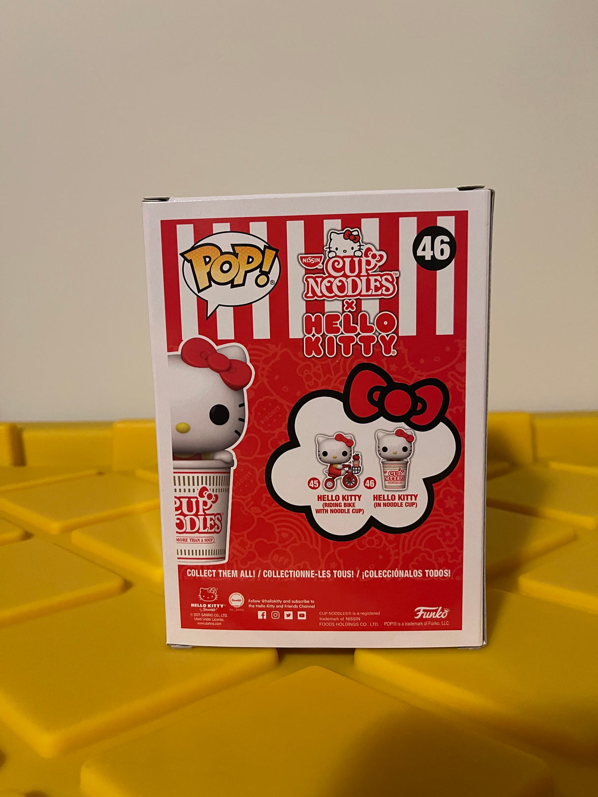 Hello Kitty (In Noodle Cup) (Diamond) - Limited Edition Hot Topic Exclusive