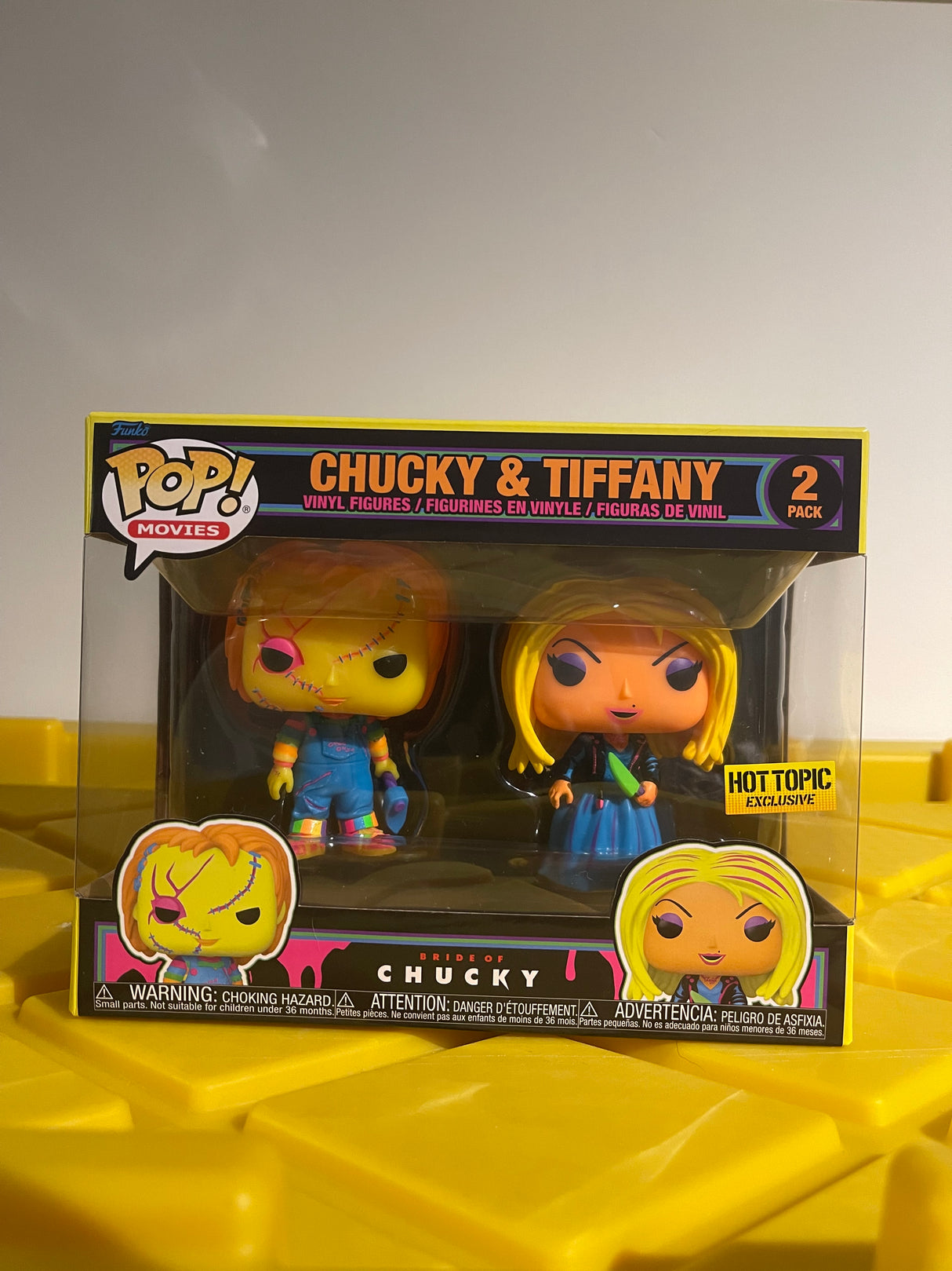 Funko POP! Chucky & Tiffany (Black Light) (2-Pack) - Limited Edition Hot Topic Exclusive