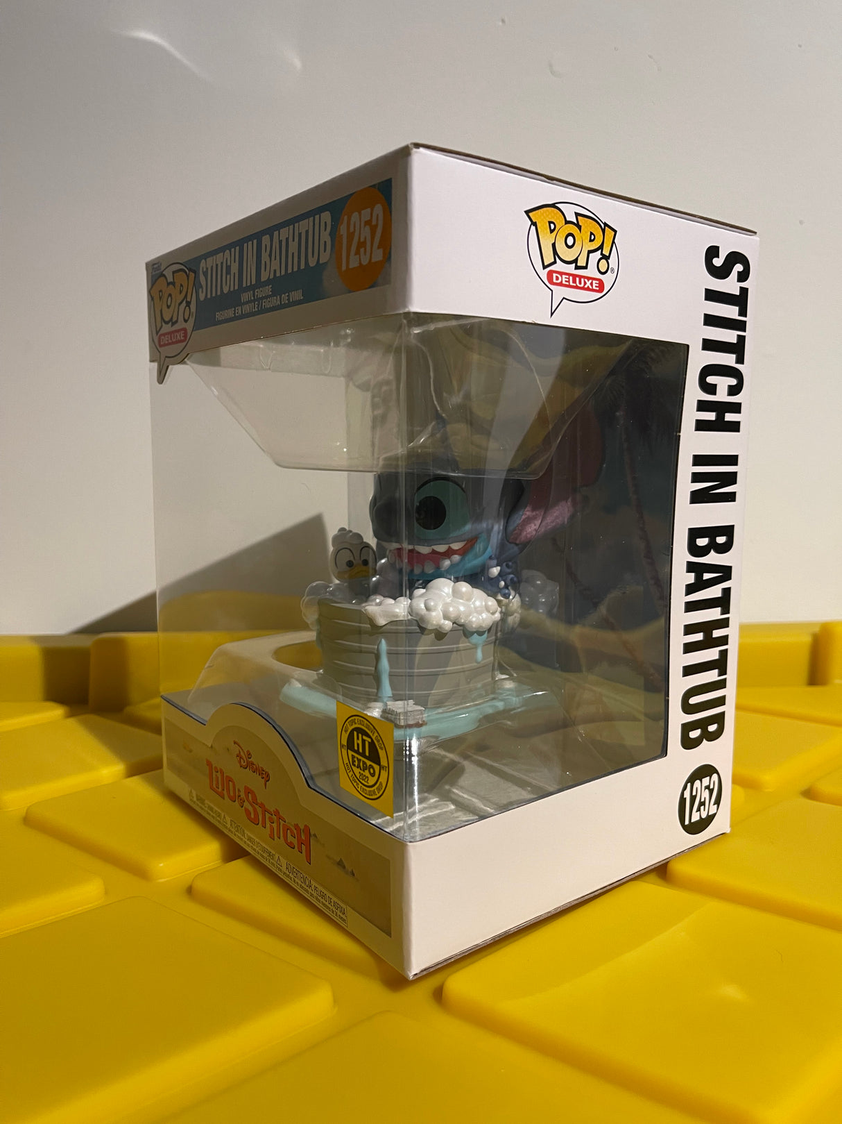 Funko POP! 6" Stitch in Bathtub - Limited Edition Hot Topic Expo 2022 Exclusive