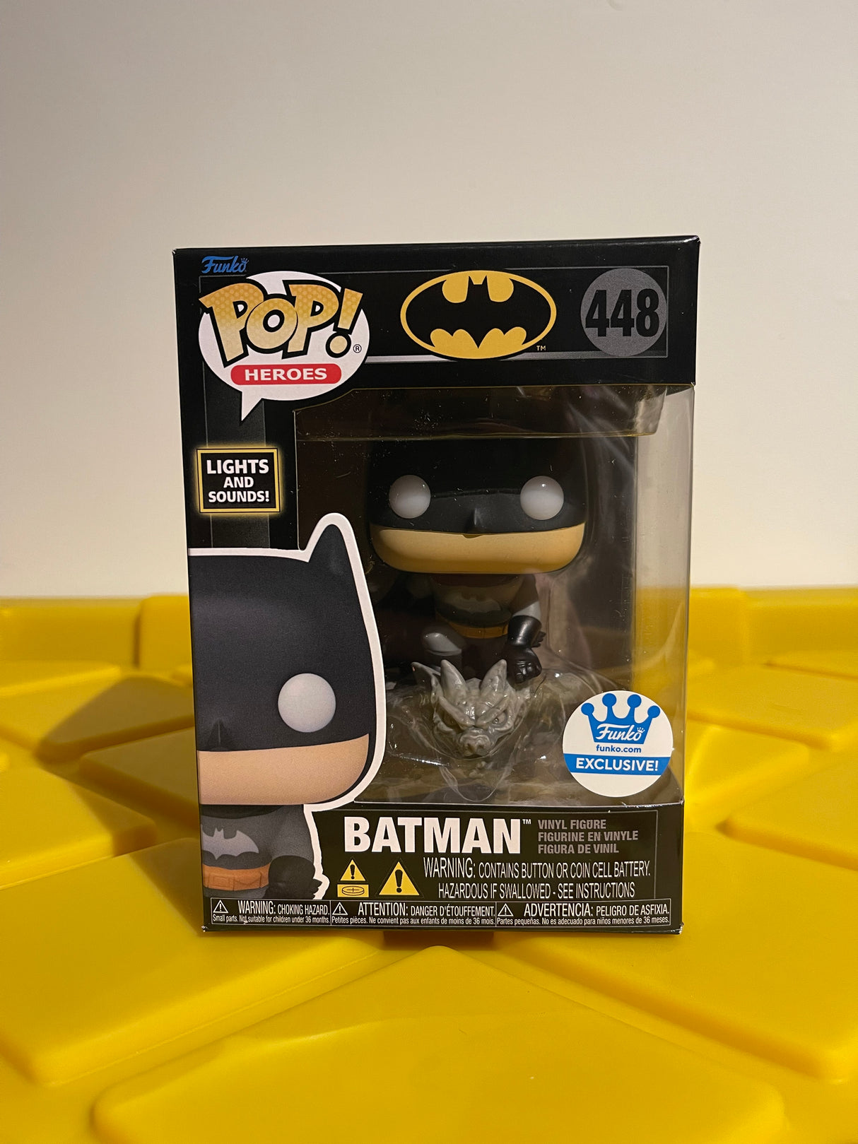 Funko POP! Batman (Lights & Sound) - Limited Edition Funko Shop Exclusive