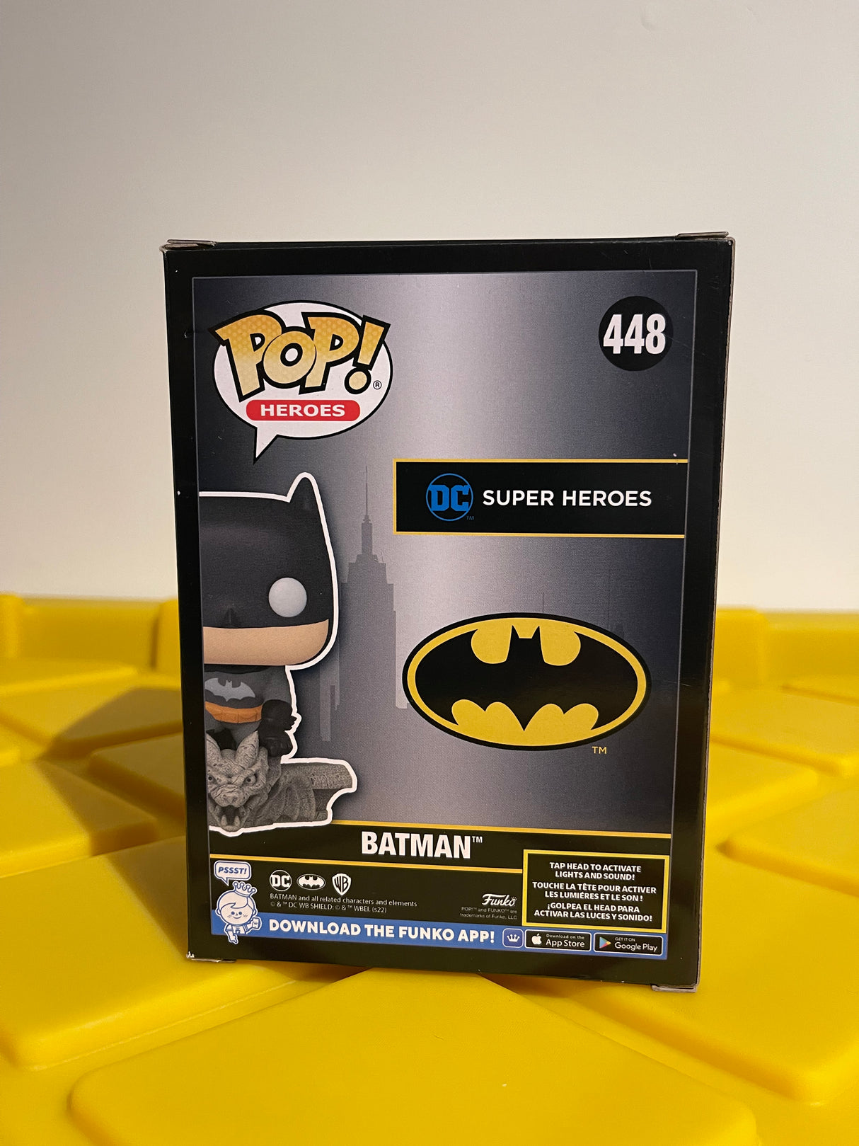 Funko POP! Batman (Lights & Sound) - Limited Edition Funko Shop Exclusive