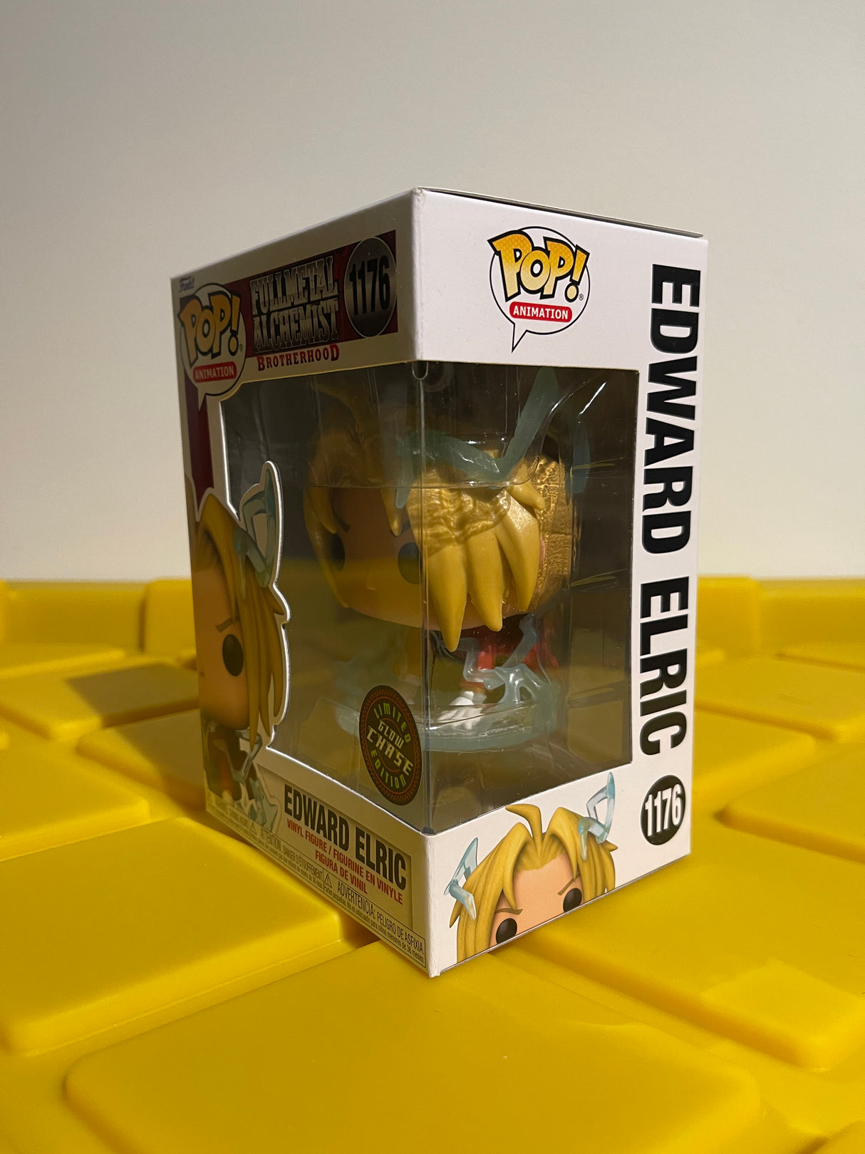Funko POP! Edward Elric (Glow) - Limited Edition Chase