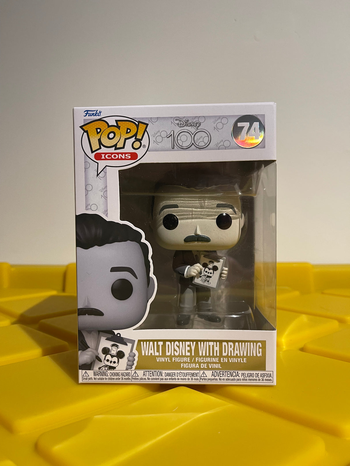 Funko POP! Walt Disney with Drawing