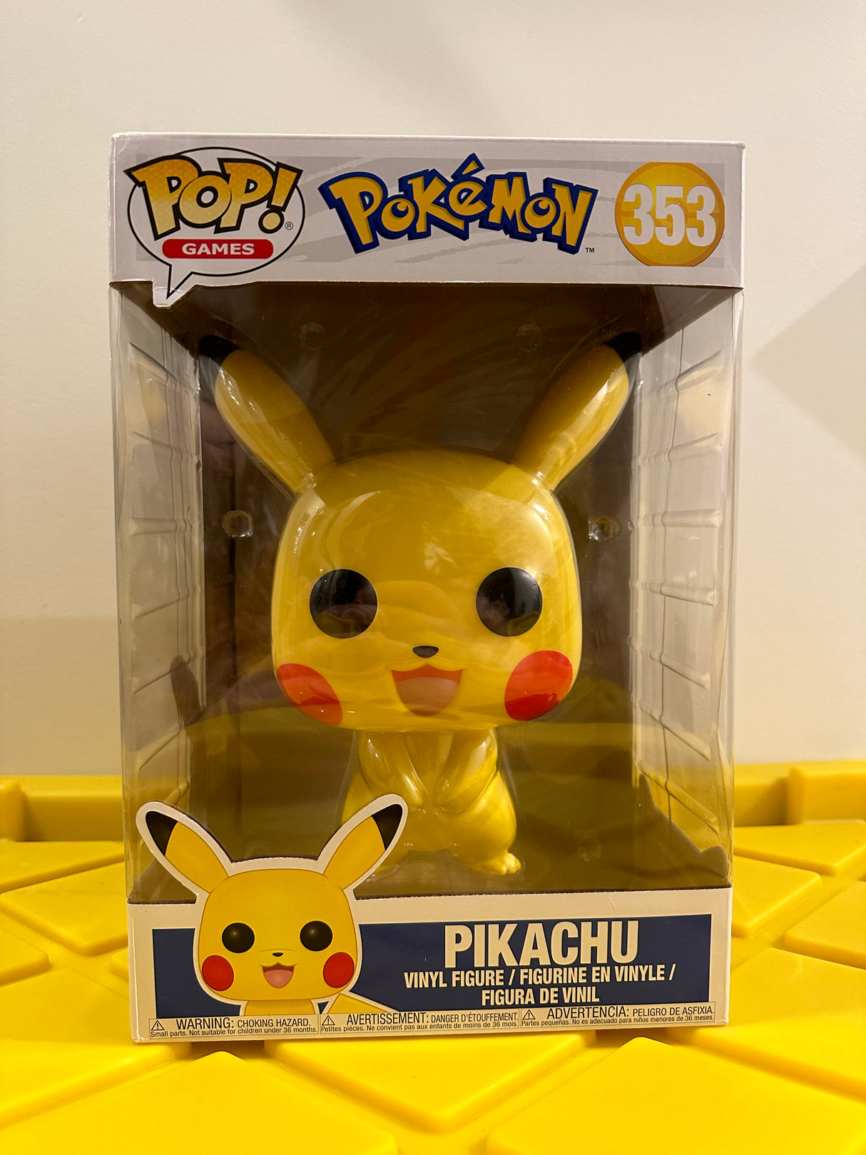 Funko POP! 10" Pikachu