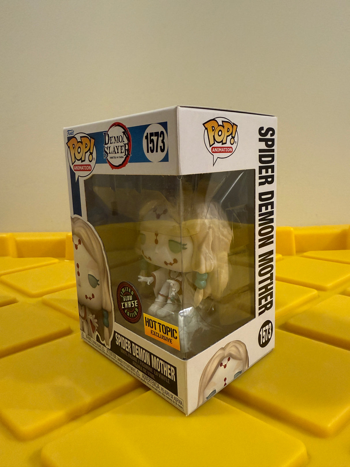 Funko POP! Spider Demon Mother - Limited Edition Chase - Limited Edition Hot Topic Exclusive