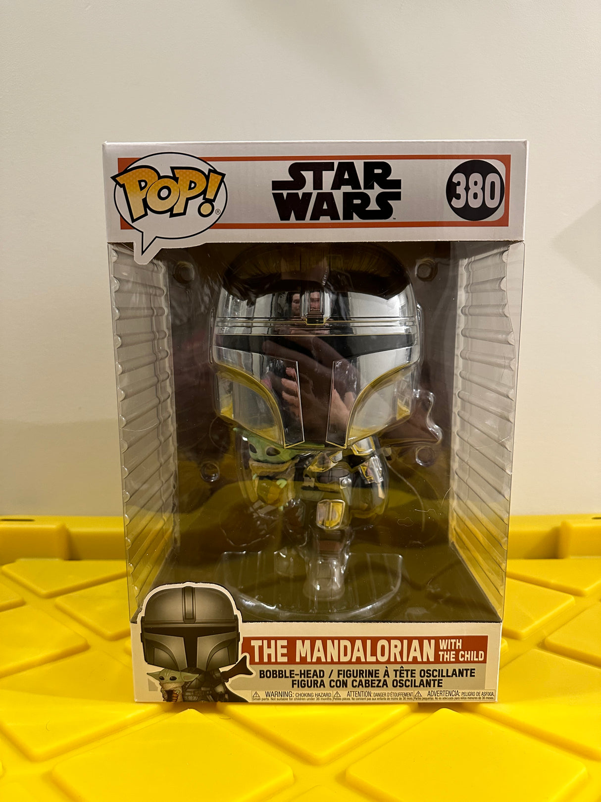 Funko POP! 10" The Mandalorian with The Child
