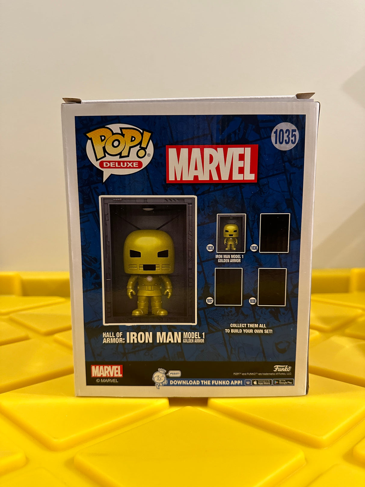 Funko POP! 6" Hall of Armor: Iron Man Model 1 - Limited Edition PX Previews Exclusive