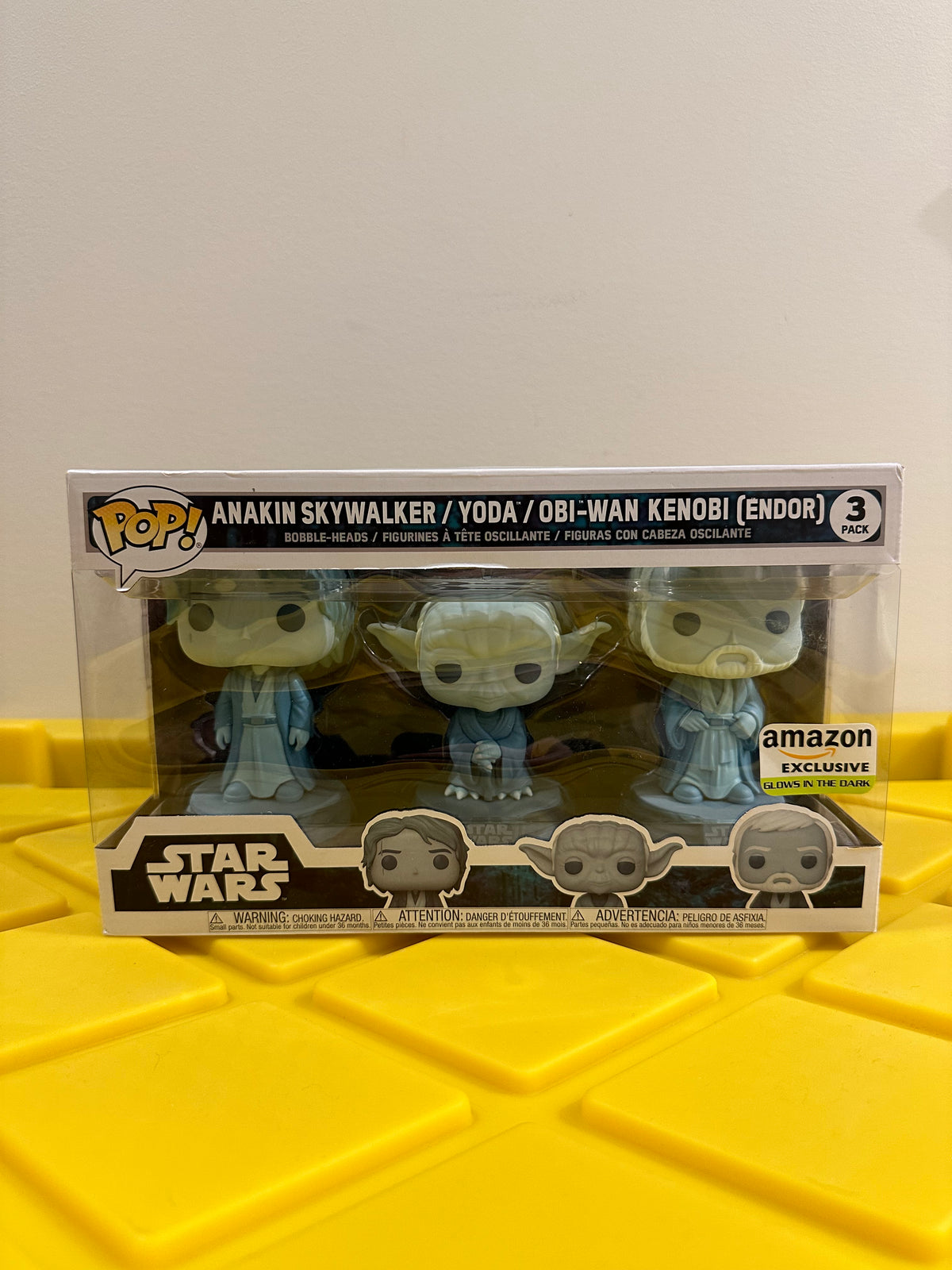 Funko POP! Anakin Skywalker, Yoda & Obi-Wan Kenobi (Endor) (Glow) (3-Pack) - Limited Edition Amazon Exclusive