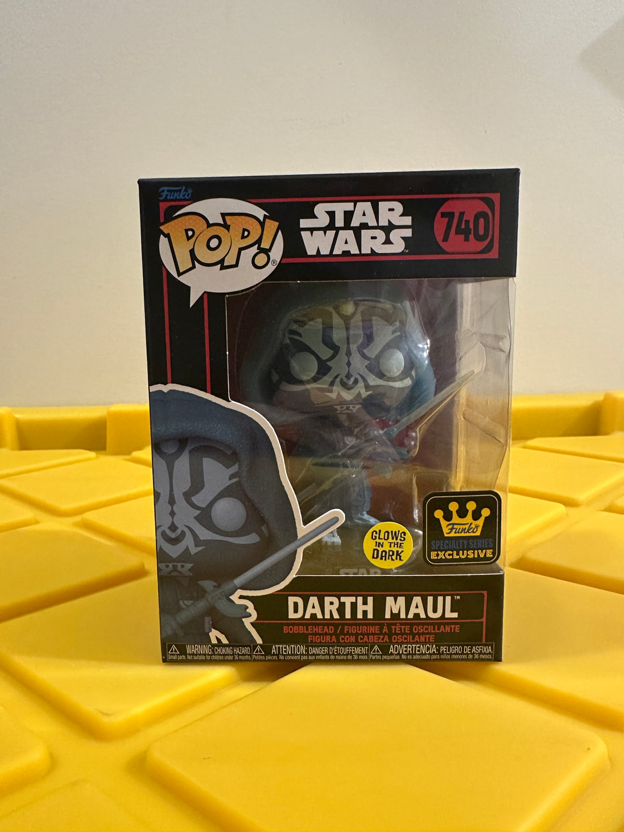 Funko POP! Darth Maul (Glow) - Limited Edition Specialty Series Exclusive
