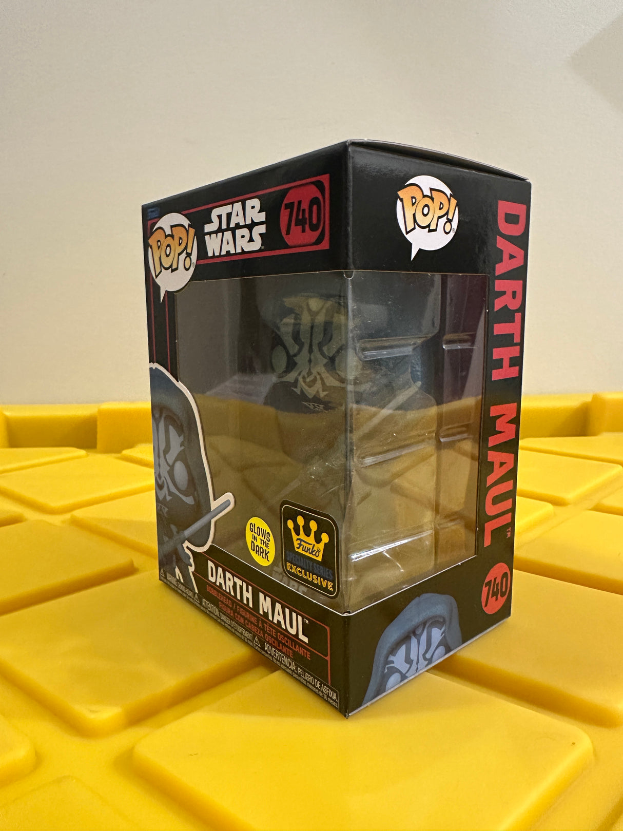 Funko POP! Darth Maul (Glow) - Limited Edition Specialty Series Exclusive