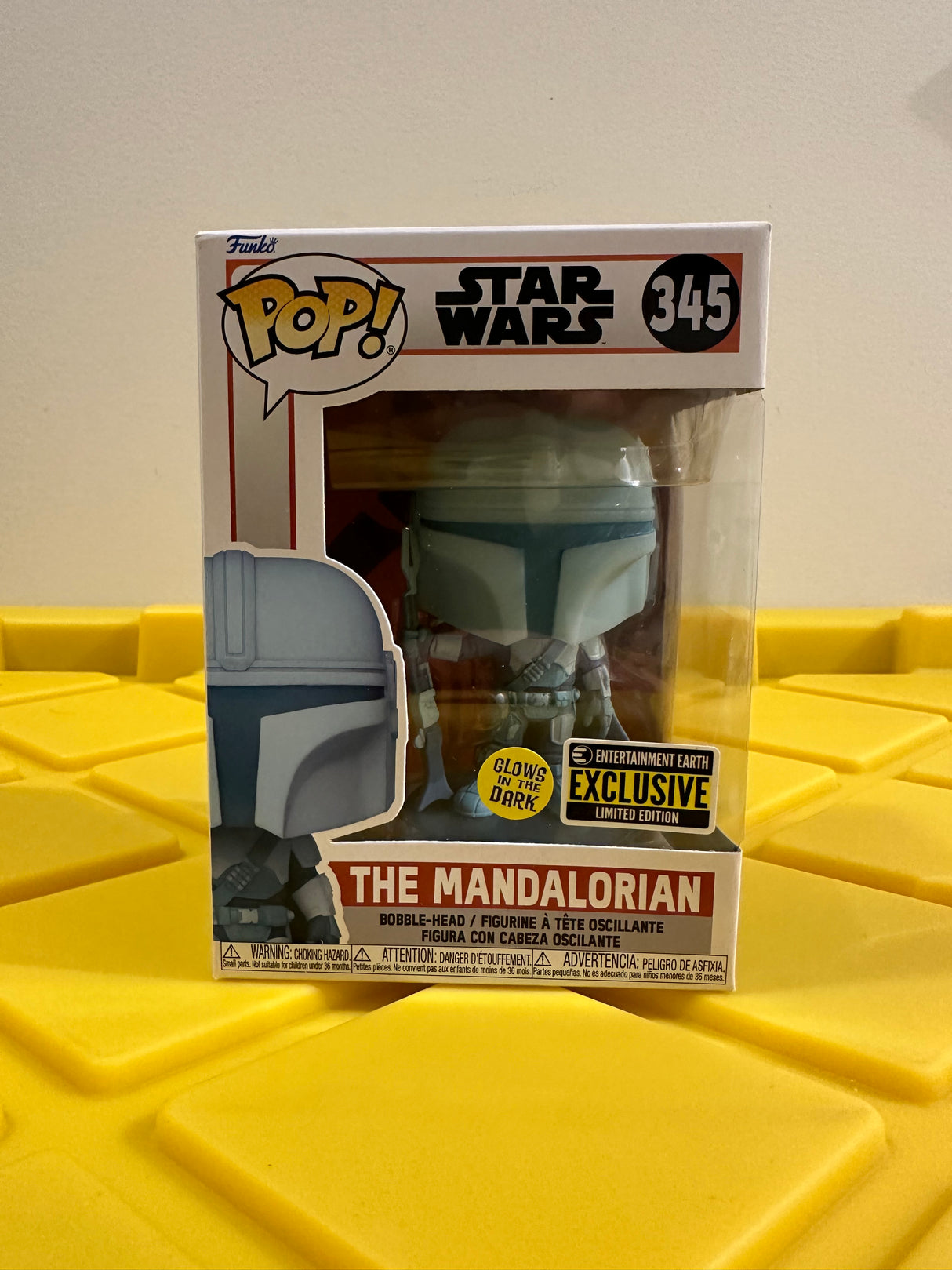 The Mandalorian (Glow) - Limited Edition Entertainment Earth Exclusive