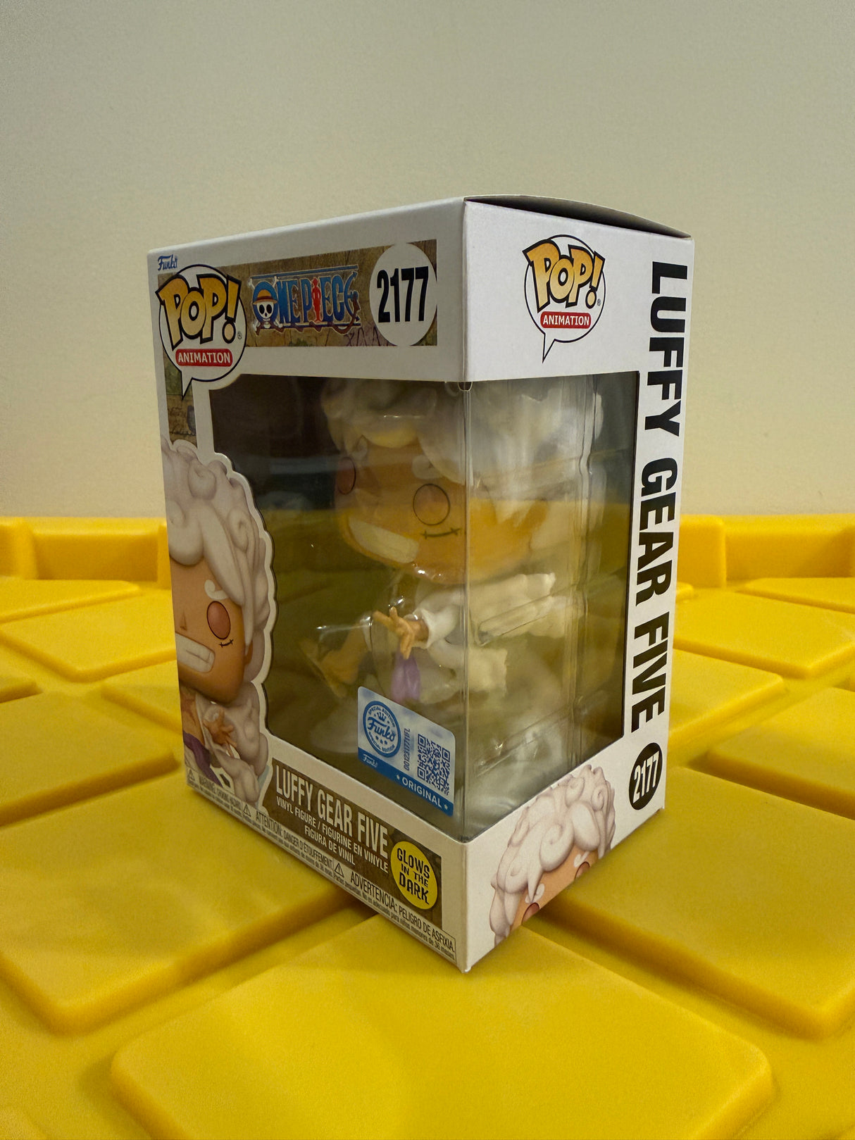 Funko POP! Luffy Gear Five (Glow) - Limited Edition GameStop Exclusive