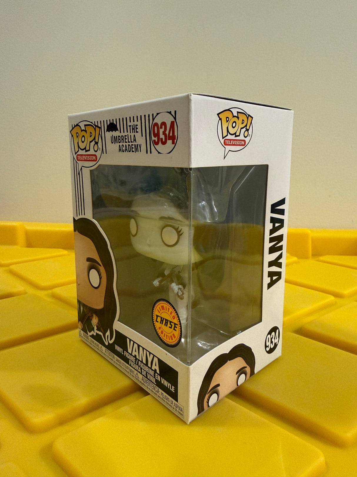 Funko POP! Vanya - Limited Edition Chase