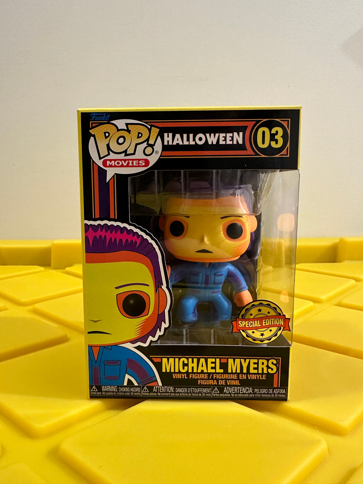 Funko POP! Michael Myers (Black Light) - Limited Edition Special Edition Exclusive