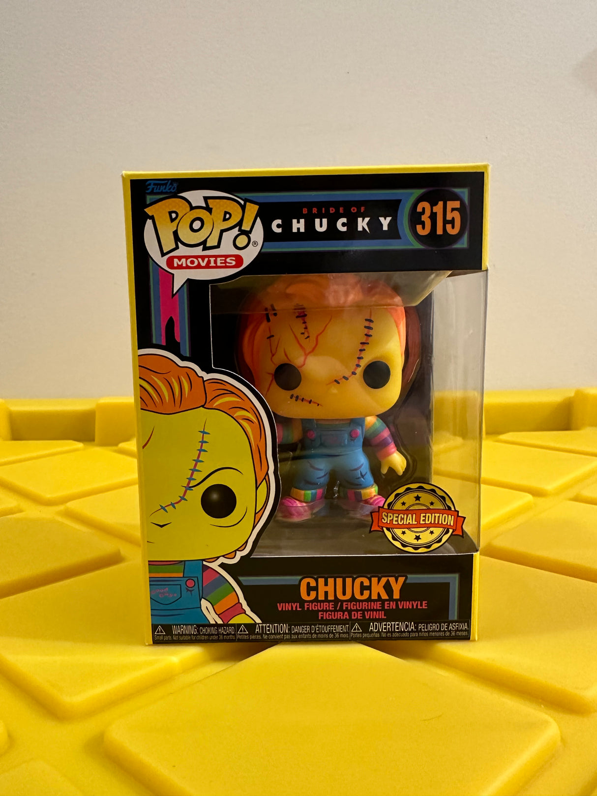 Funko POP! Chucky (Black Light) - Limited Edition Special Edition Exclusive