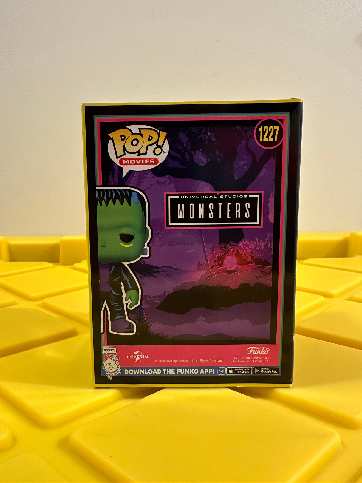 Funko POP! Frankenstein (Black Light) - Limited Edition Special Edition Exclusive