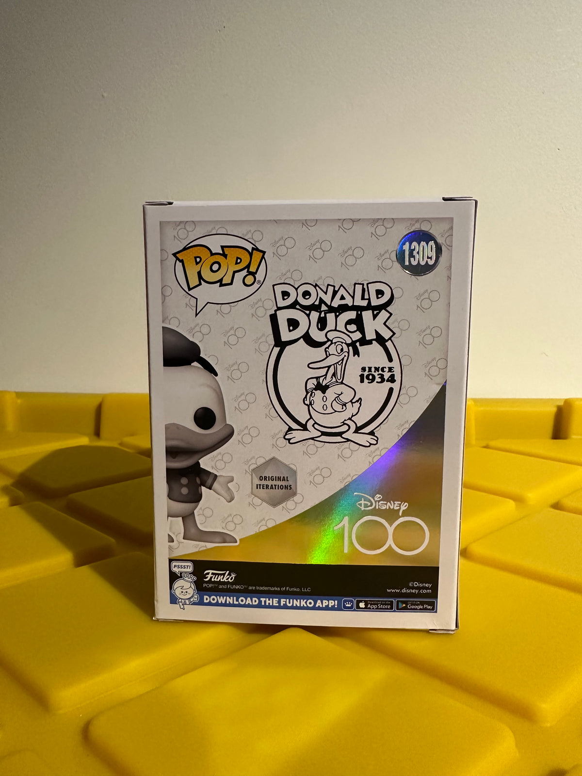 Donald Duck - Limited Edition 2023 Target Con Exclusive