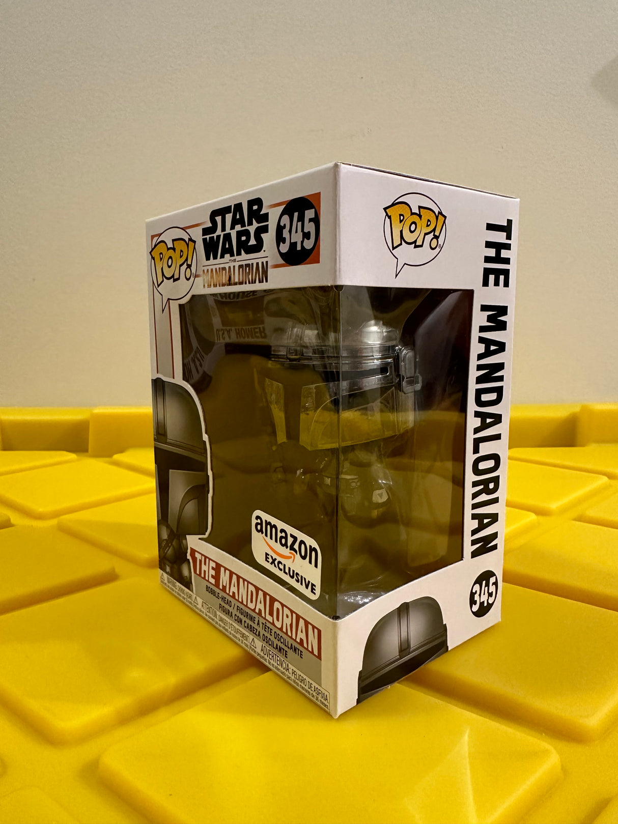Funko POP! The Mandalorian (Chrome) - Limited Edition Amazon Exclusive