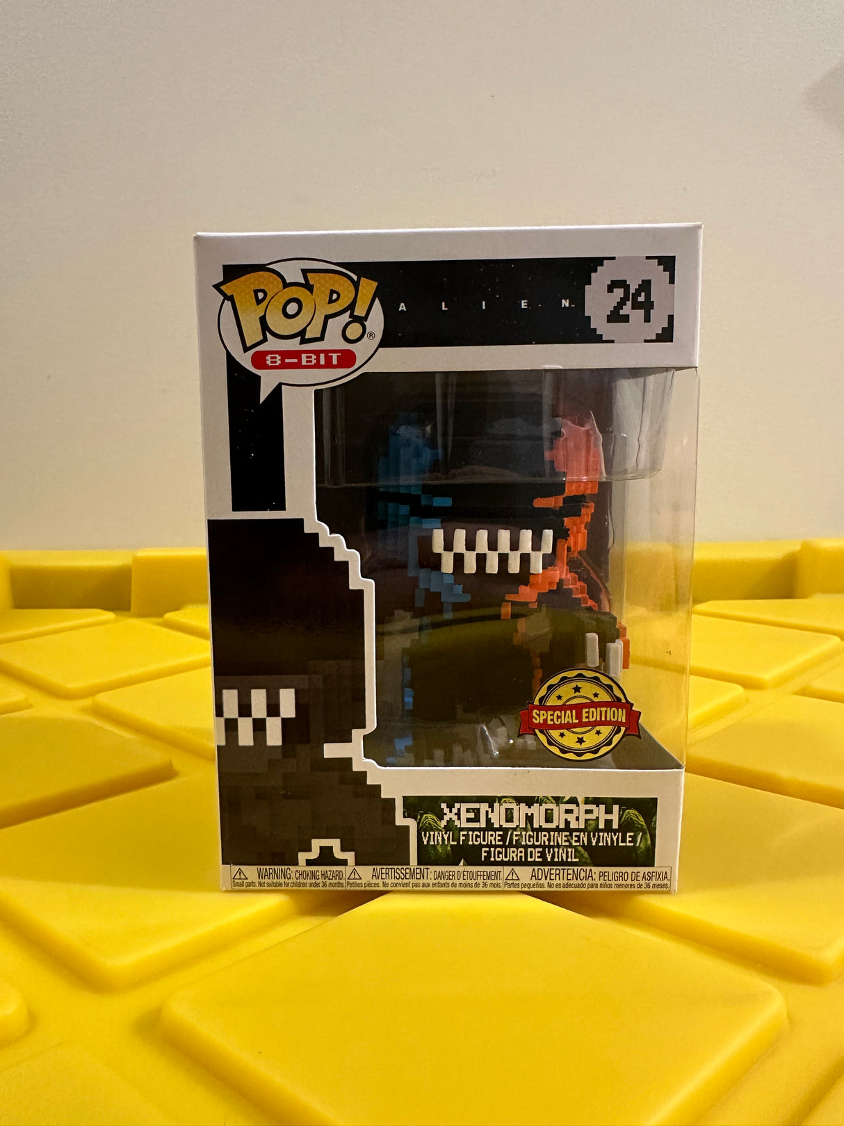Xenomorph (8-Bit) - Limited Edition Special Edition Exclusive