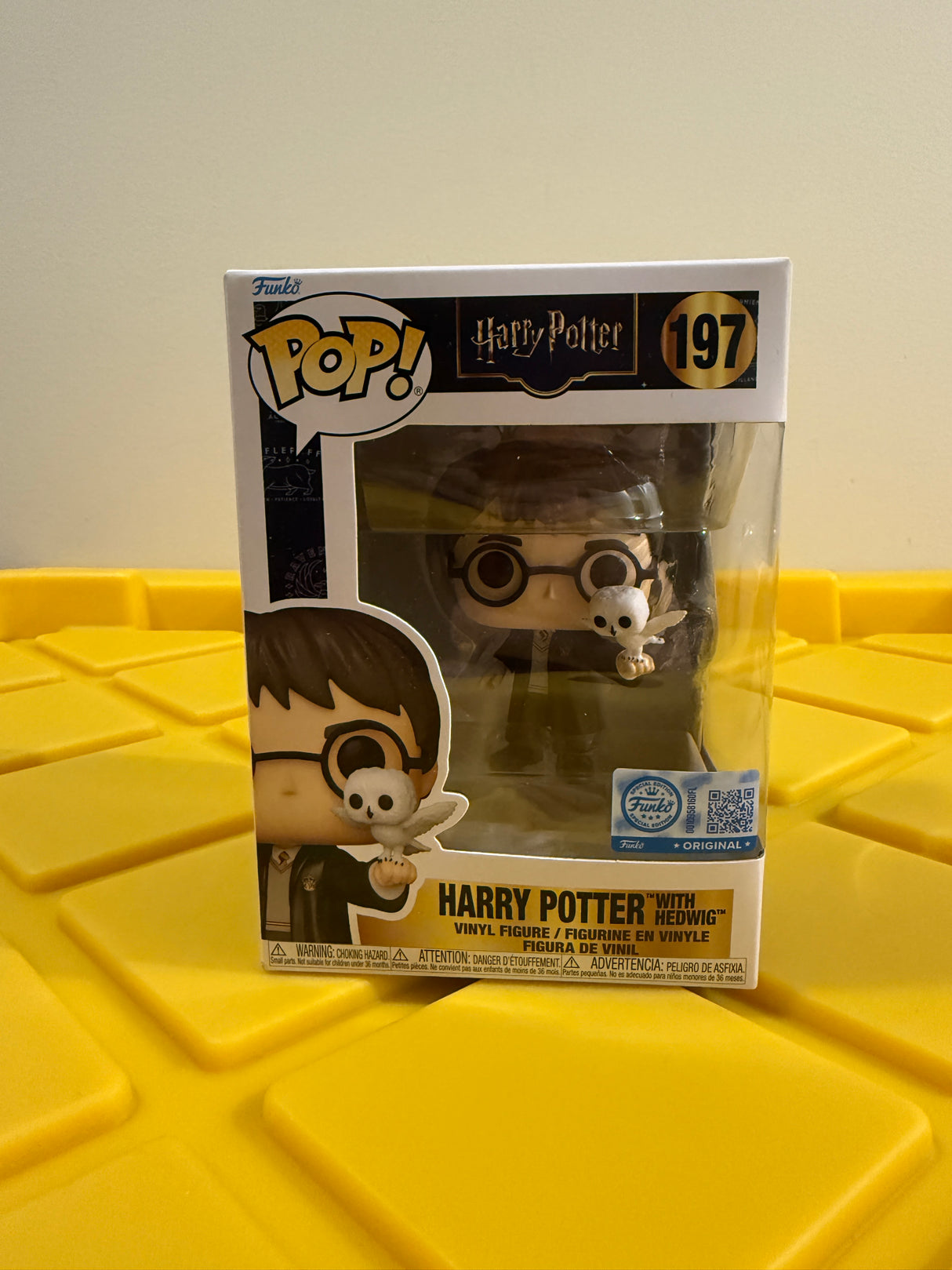 Funko POP! Harry Potter with Hedwig - Limited Edition Walmart Exclusive