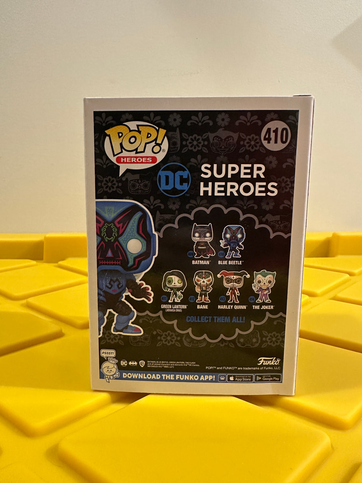 Funko POP! Blue Beetle (Glow) - Limited Edition EB Games Exclusive