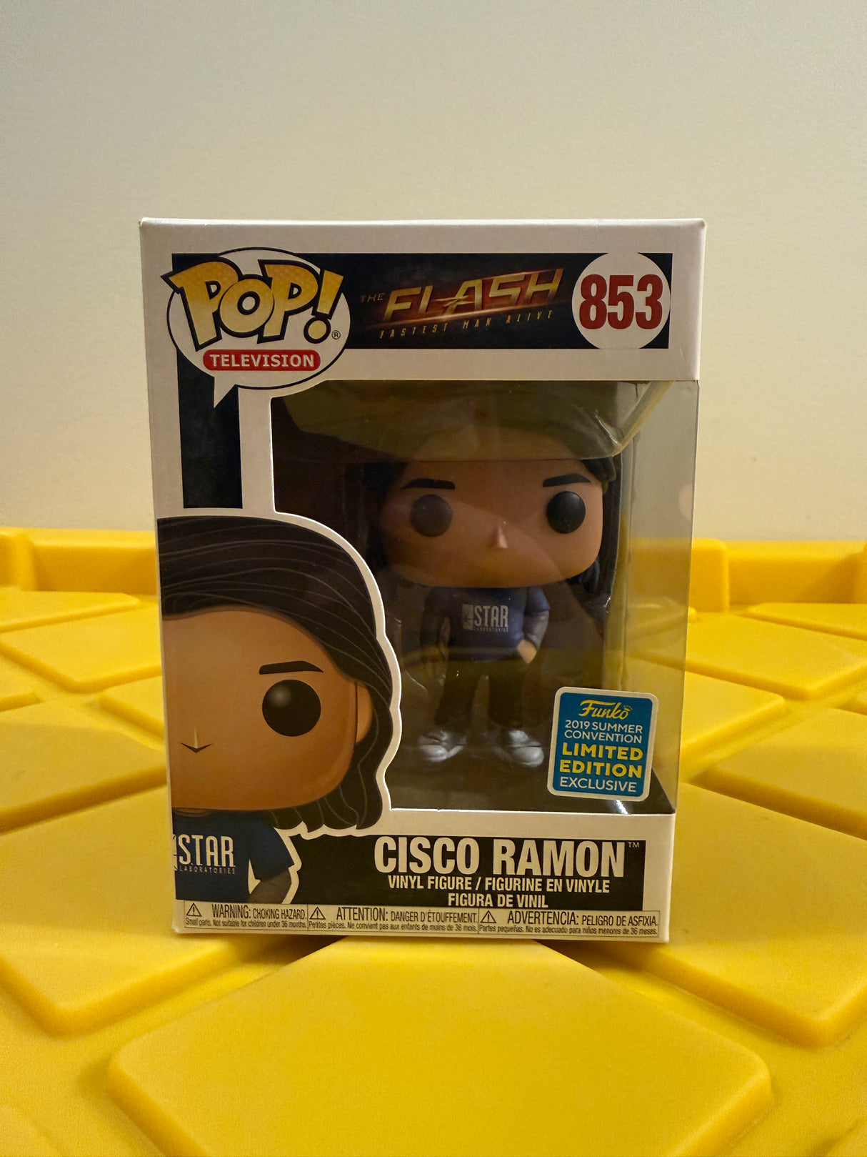 Funko POP! Cisco Ramon - Limited Edition 2019 SDCC Exclusive