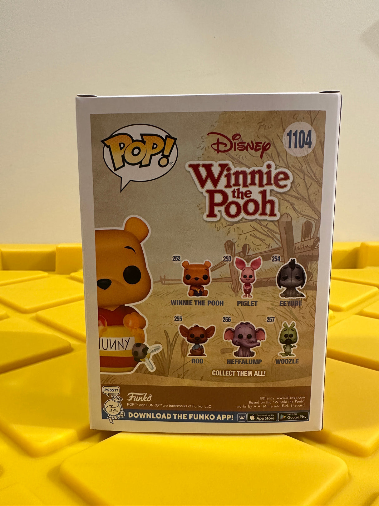 Funko POP! Winnie the Pooh (Diamond) - Limited Edition Special Edition Exclusive