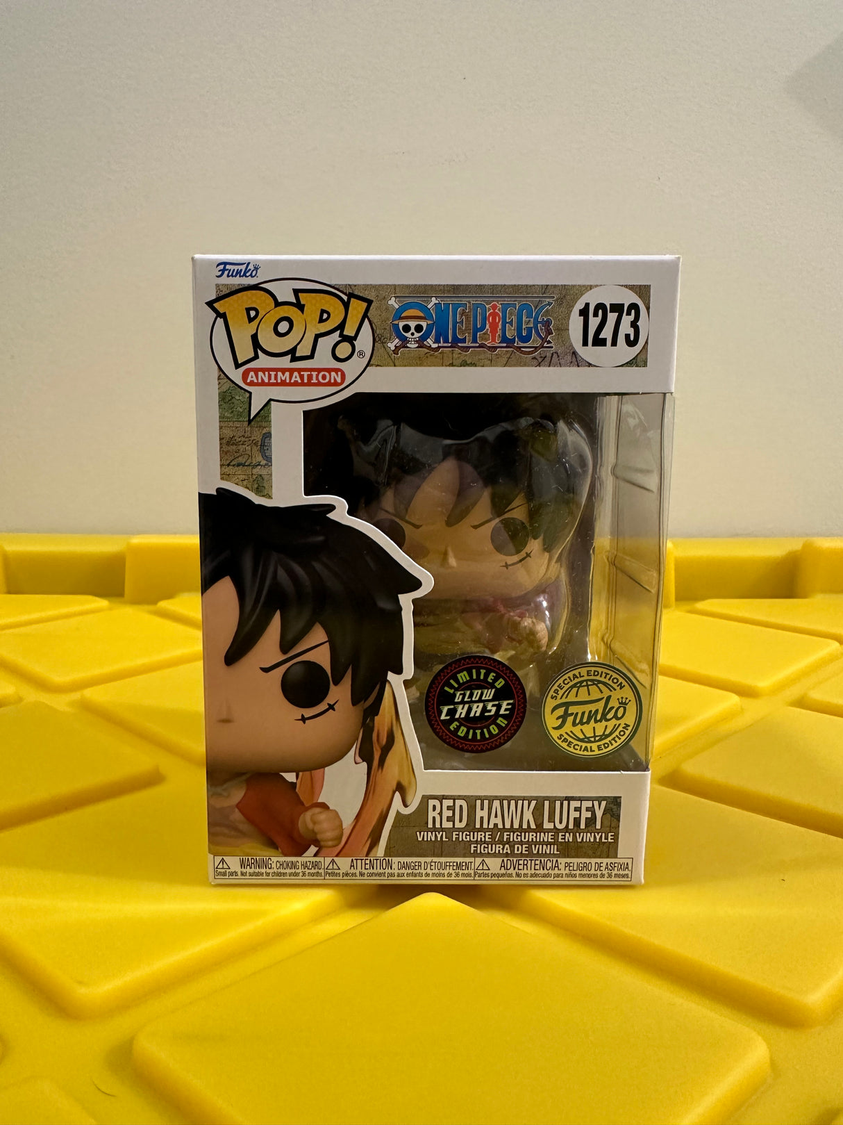 Funko POP! Red Hawk Luffy (Glow) - Limited Edition Chase - Limited Edition Special Edition Exclusive