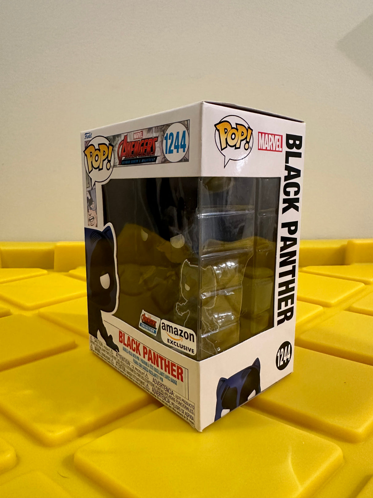 Black Panther (With Pin) - Limited Edition Amazon Exclusive