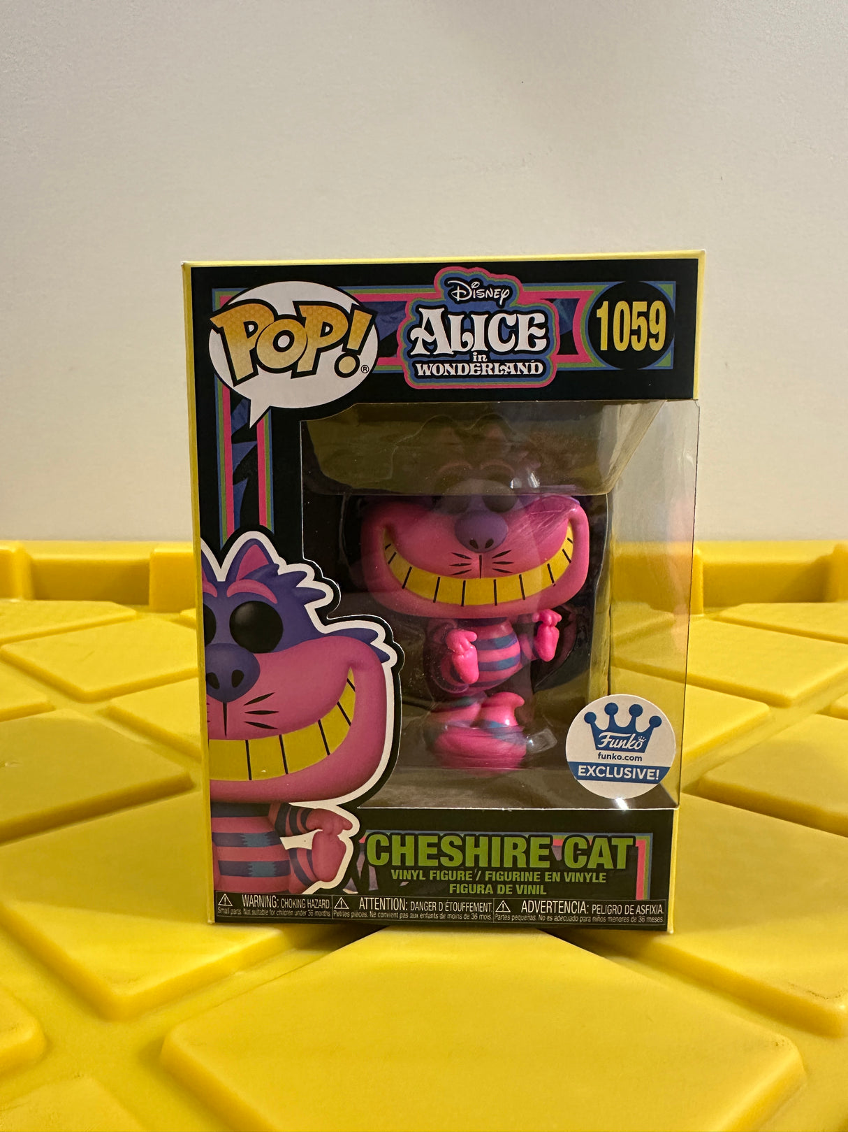 Funko POP! Cheshire Cat (Black Light) - Limited Edition Funko Shop Exclusive