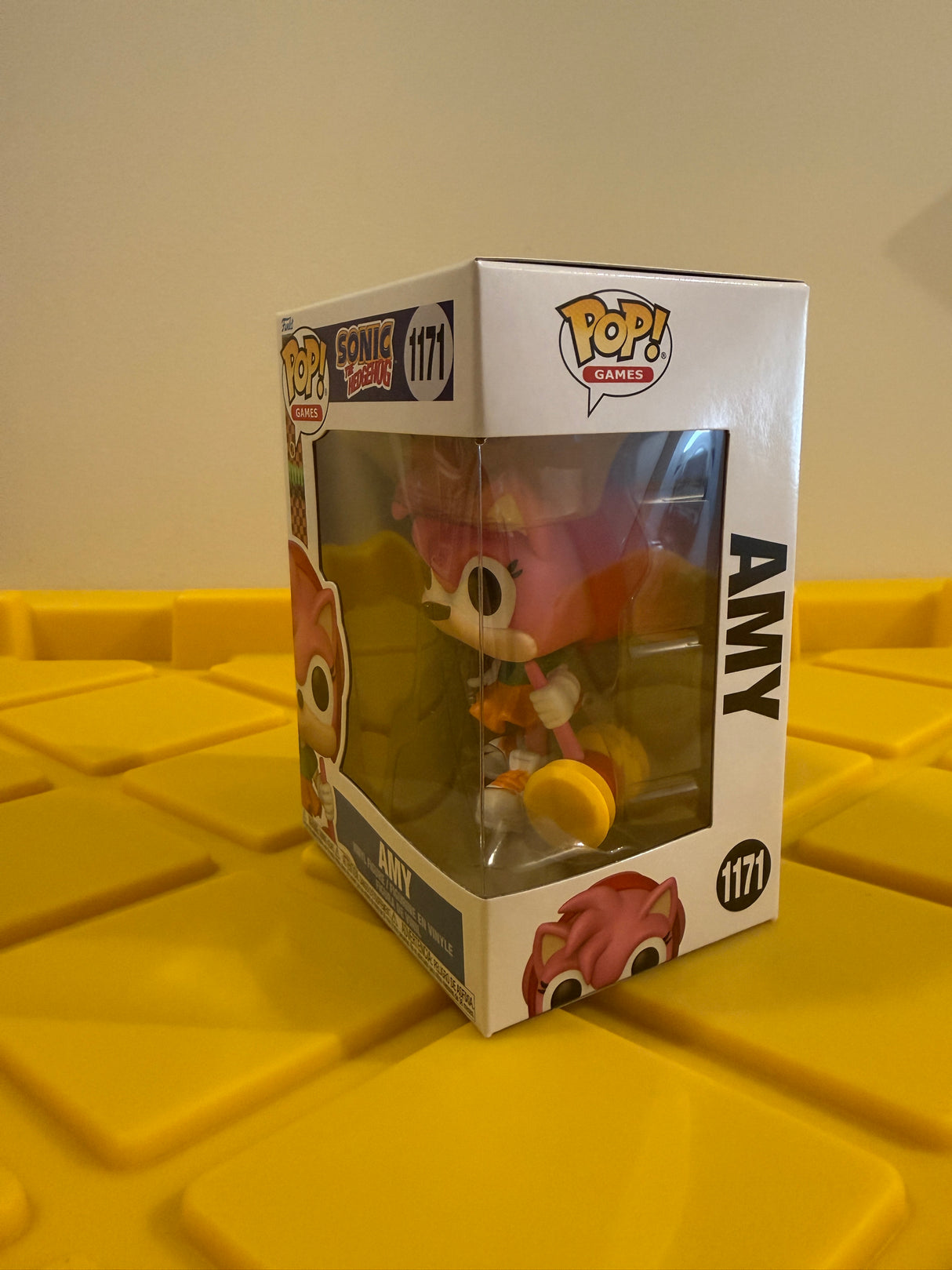 Funko POP! Amy Rose with Piko Hammer