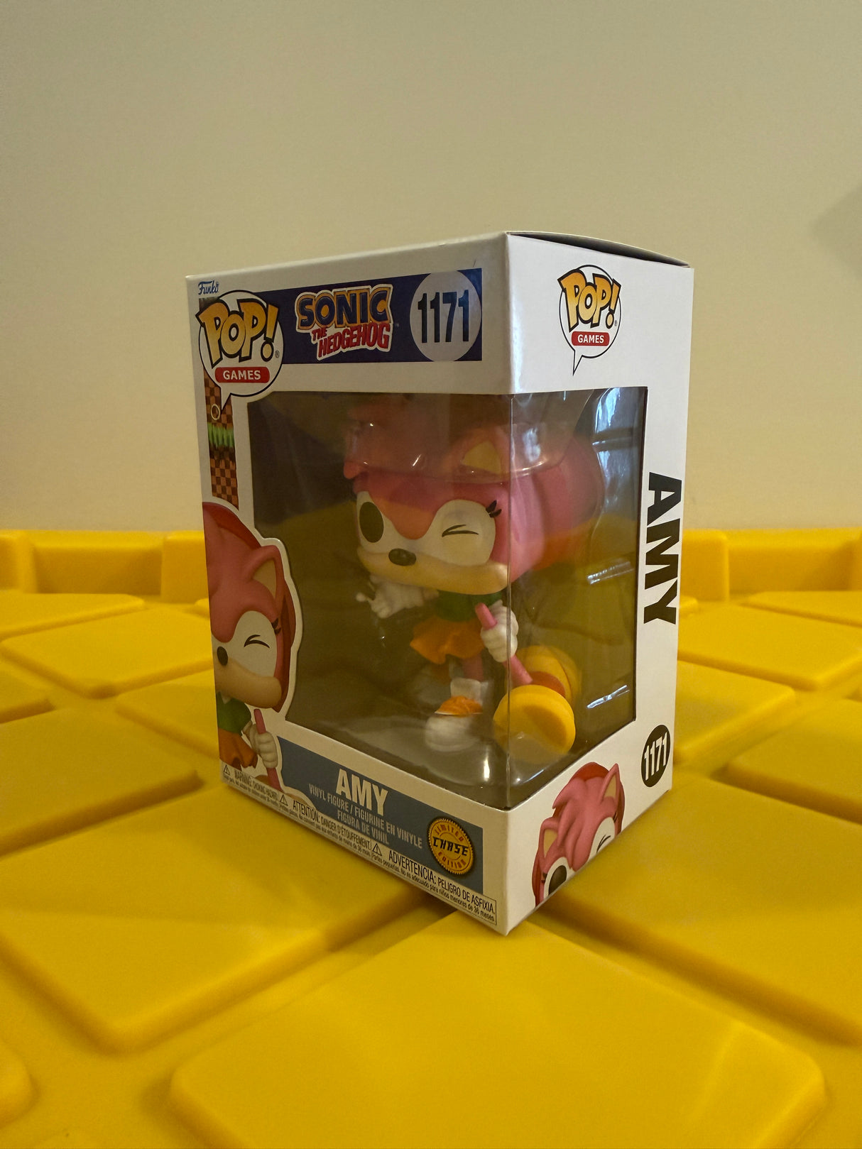 Funko POP! Amy Rose with Piko Hammer - Limited Edition Chase