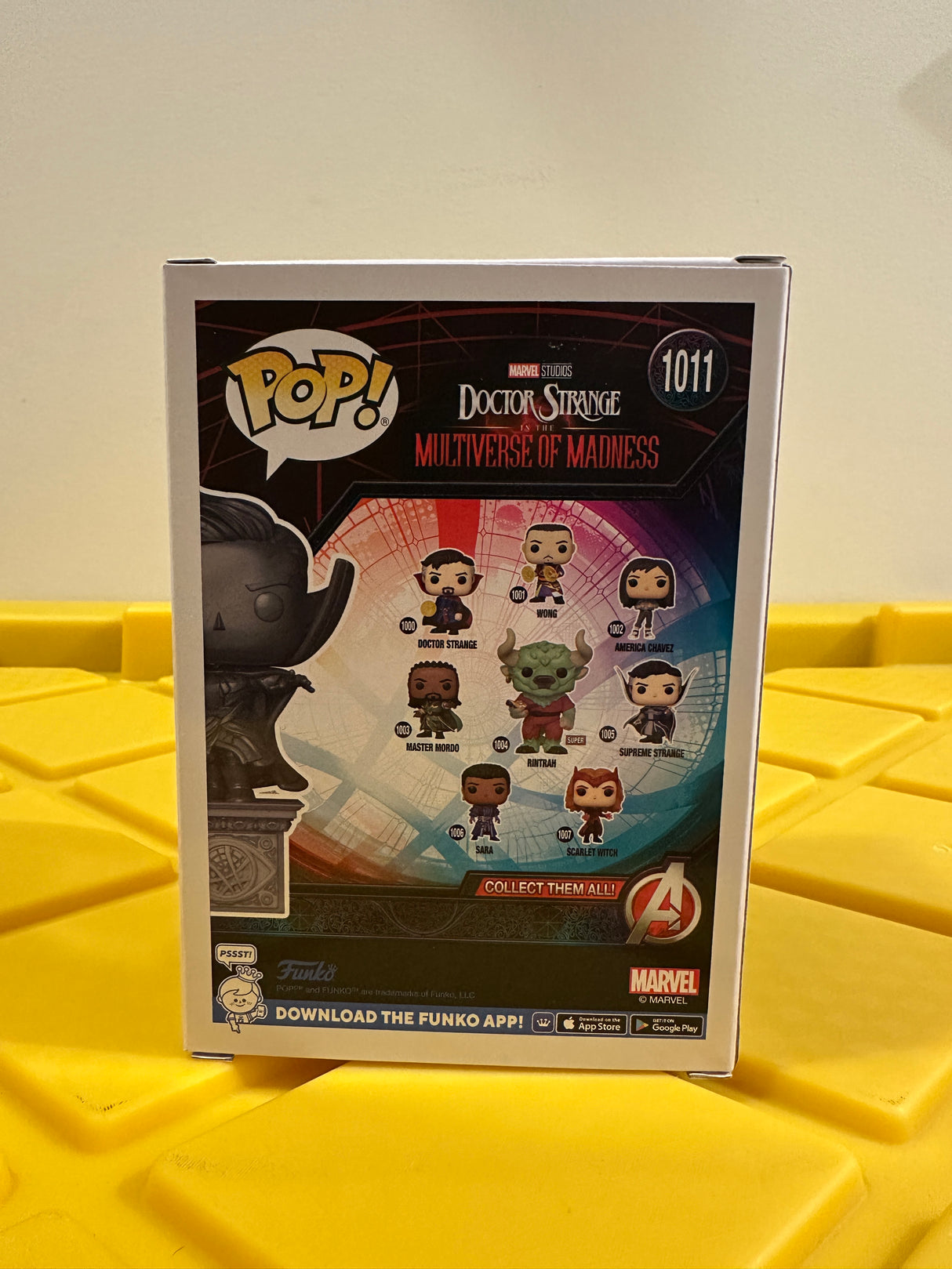 Funko POP! Supreme Strange Statue - Limited Edition Marvel Collector Corps Exclusive